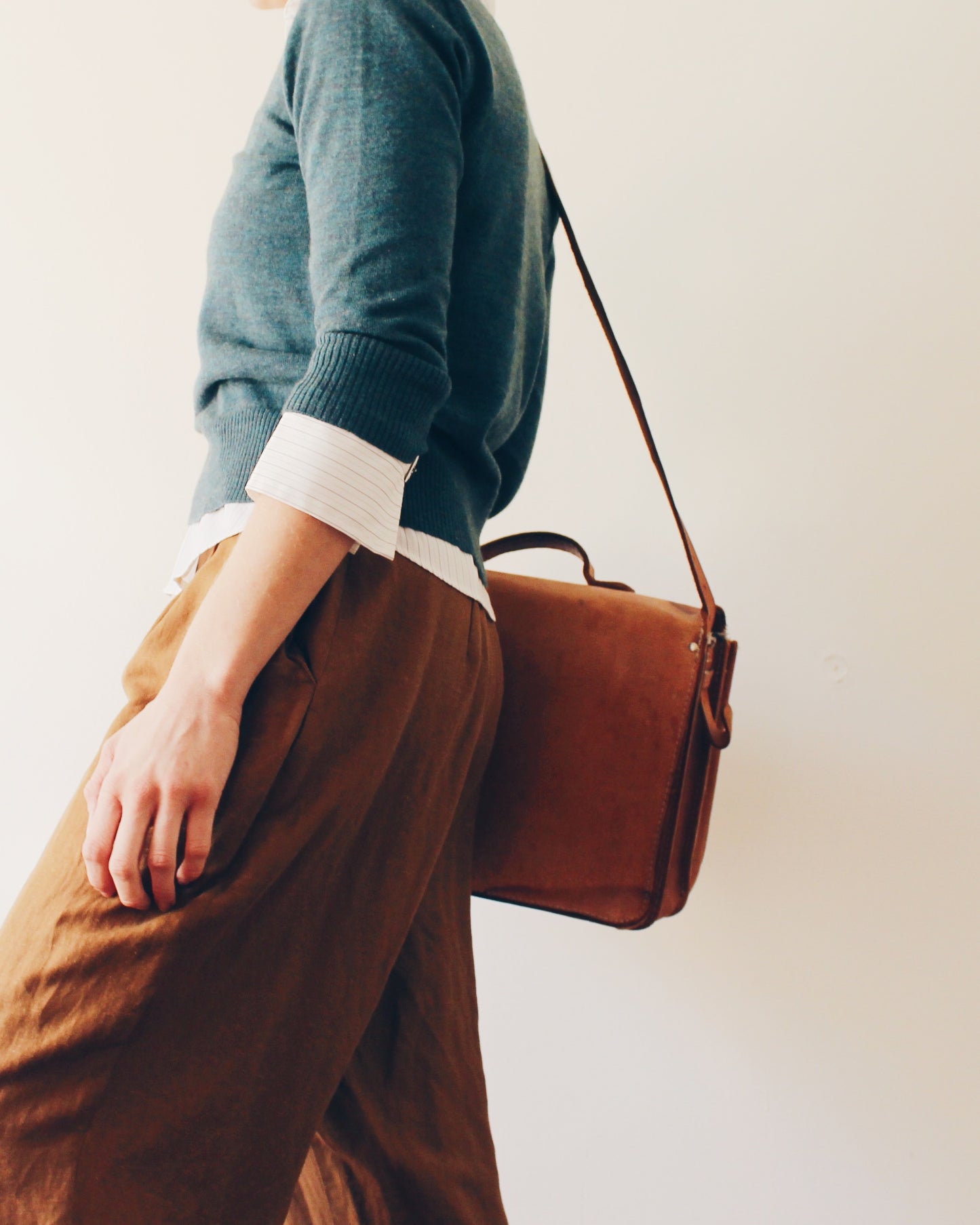 Vintage 100% Italian Merino Wool Sweater – Teal Blue Minimalist Academic Layering Pullover