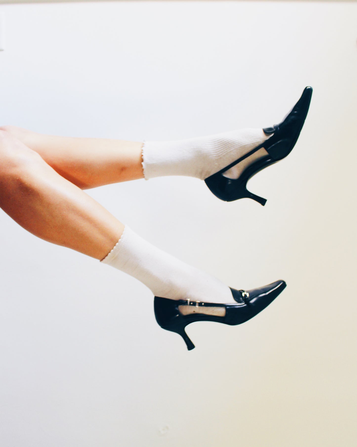 Vintage Liz Claiborne Iflex Black Loafer‑Style Kitten Heels – 90s Office Chic Pumps