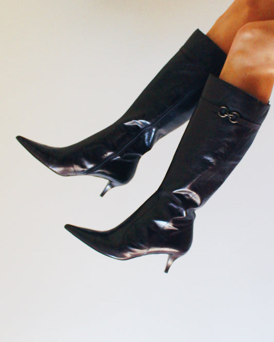 Vintage Bandolino Brown Leather Kitten Heel Boots – Y2K Pointed Toe Calf Boots, Sleek Minimalist Fall/Winter Footwear