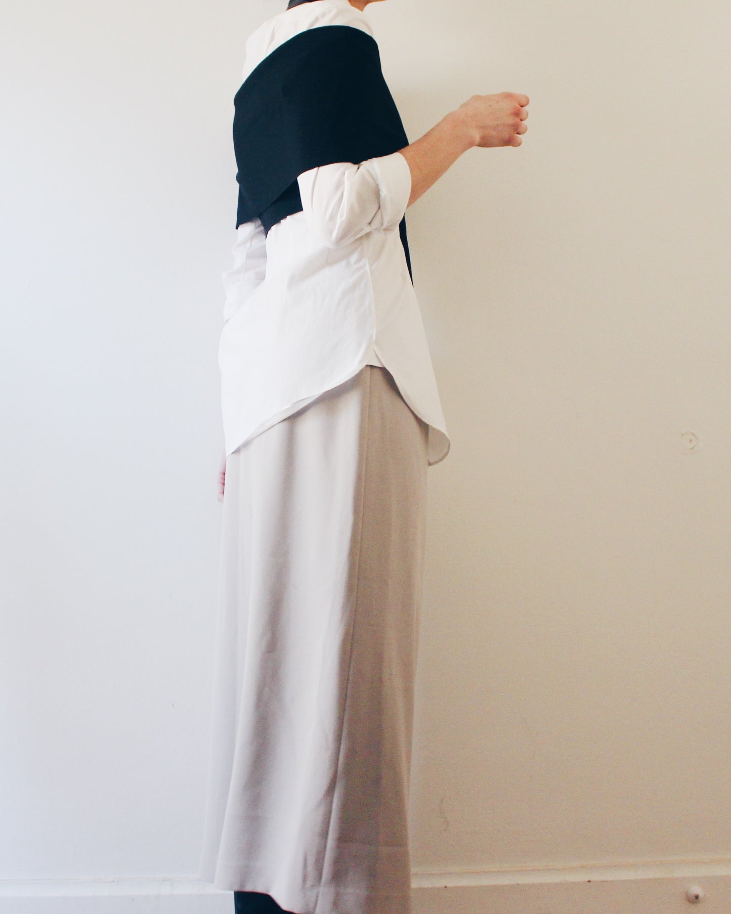 Black Off Shoulder Crop Top | Y2K Minimalist Elastic Layering Top | Office Siren Chic Cold Shoulder Blouse | Stretch Fitted 2000s Going Out Top