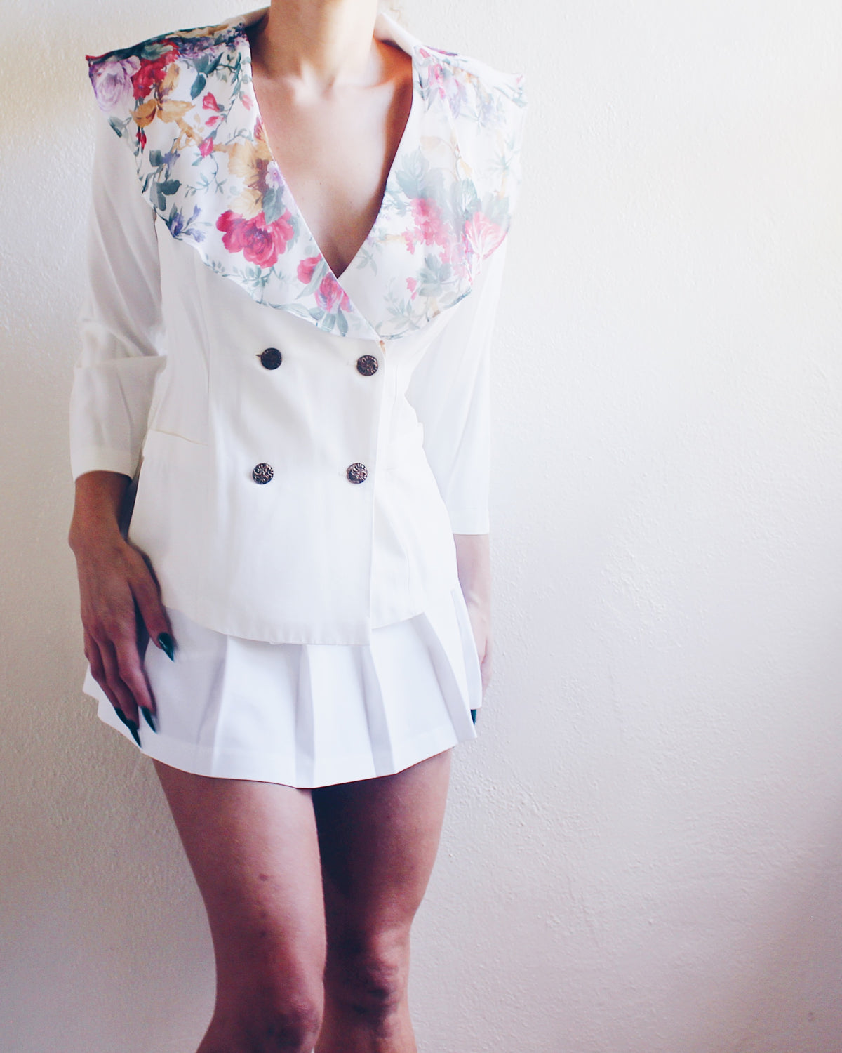 Vintage White Blazer with Frilly Floral Collar | Double Breasted 80s 90s Frou Frou Style | Girly Romantic Jacket