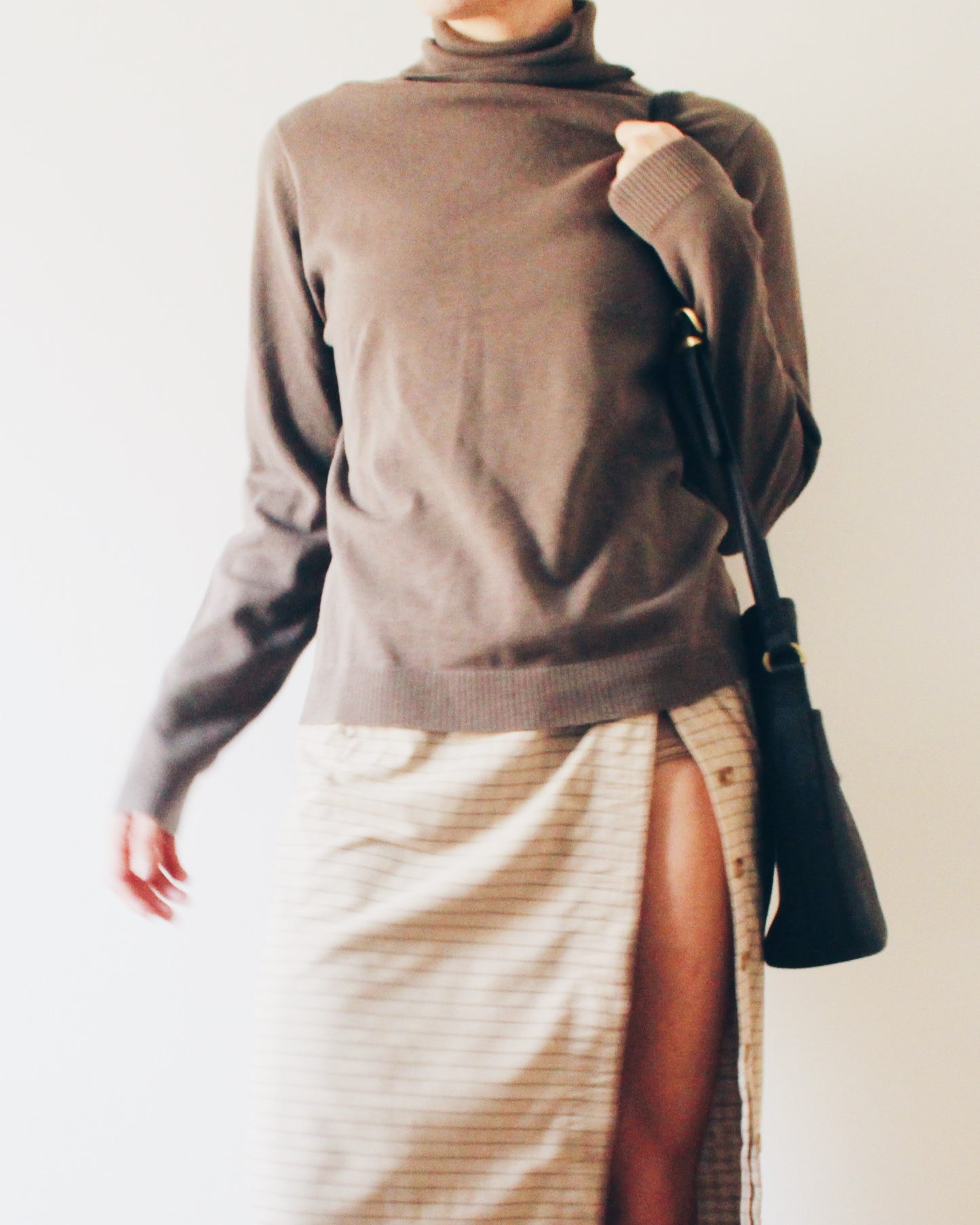 Vintage Gap Khaki‑Grey Turtleneck Sweater – Cozy Minimalist Cotton Knit for Layering
