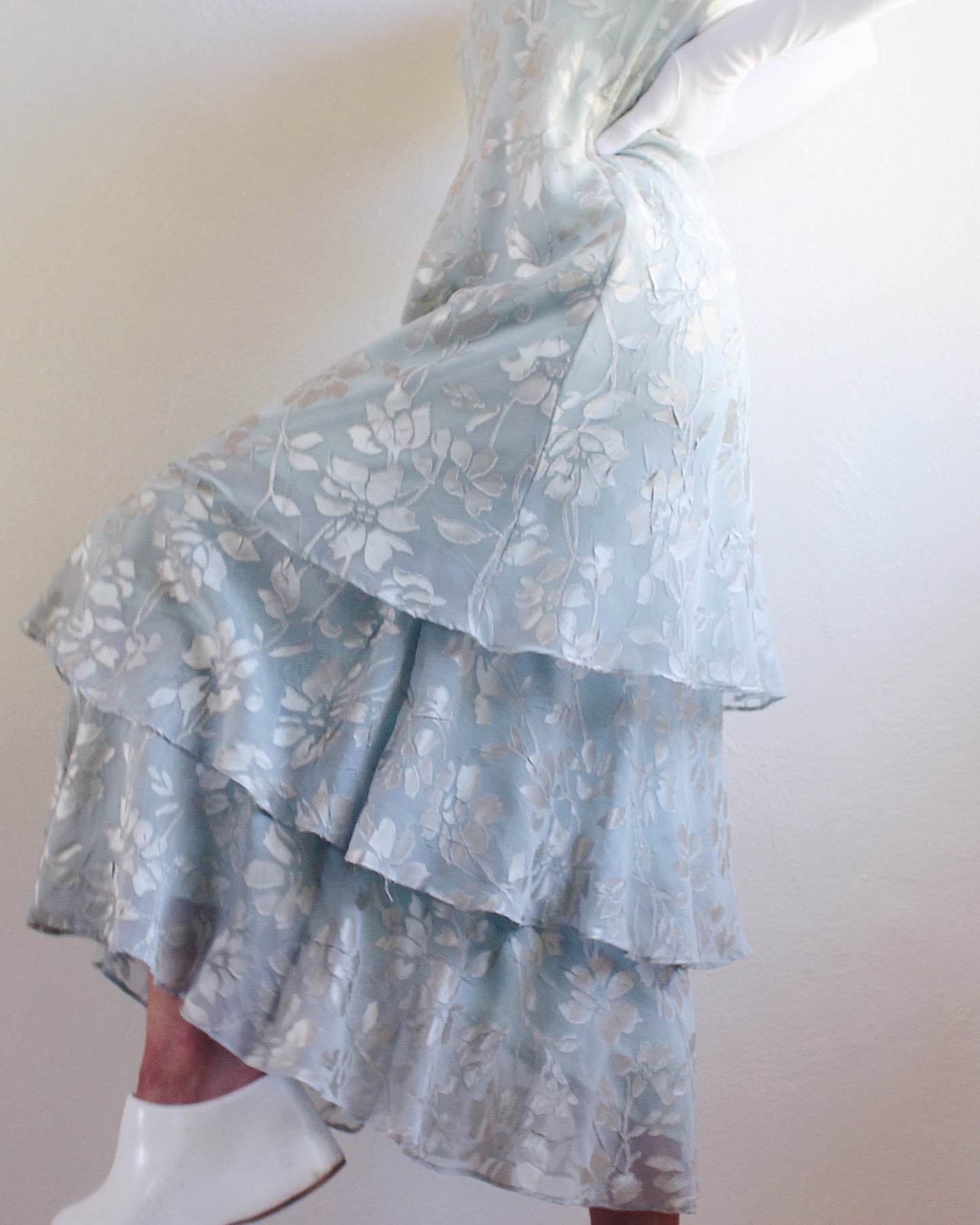 Vintage 90s Light Green Tiered Floral Maxi Dress – Ethereal Spring Cottagecore Fairycore Gown