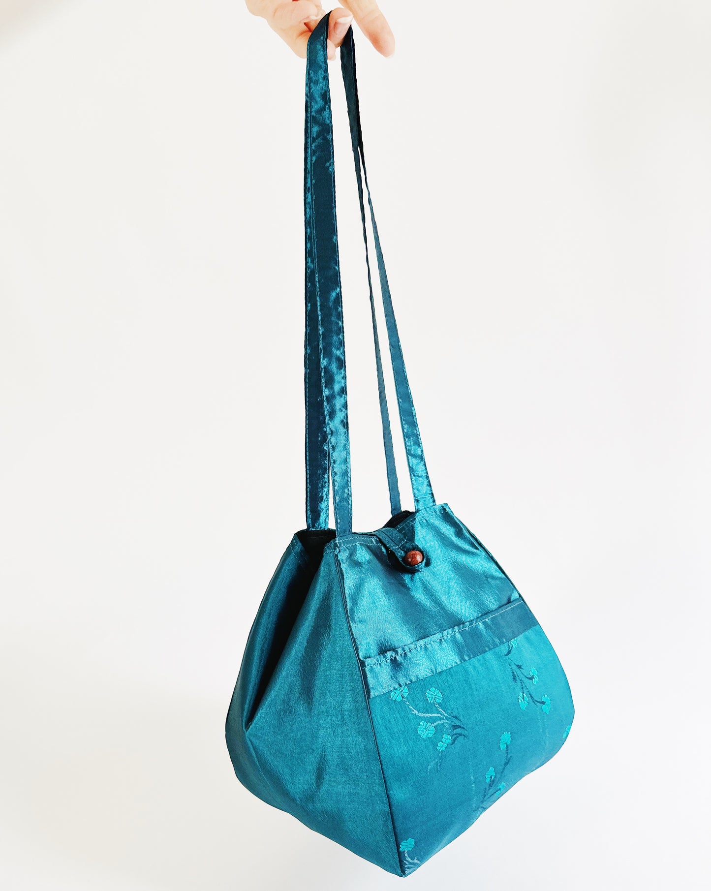 Teal Geometric Teardrop Purse – East Asian Botanical Print Statement Bag