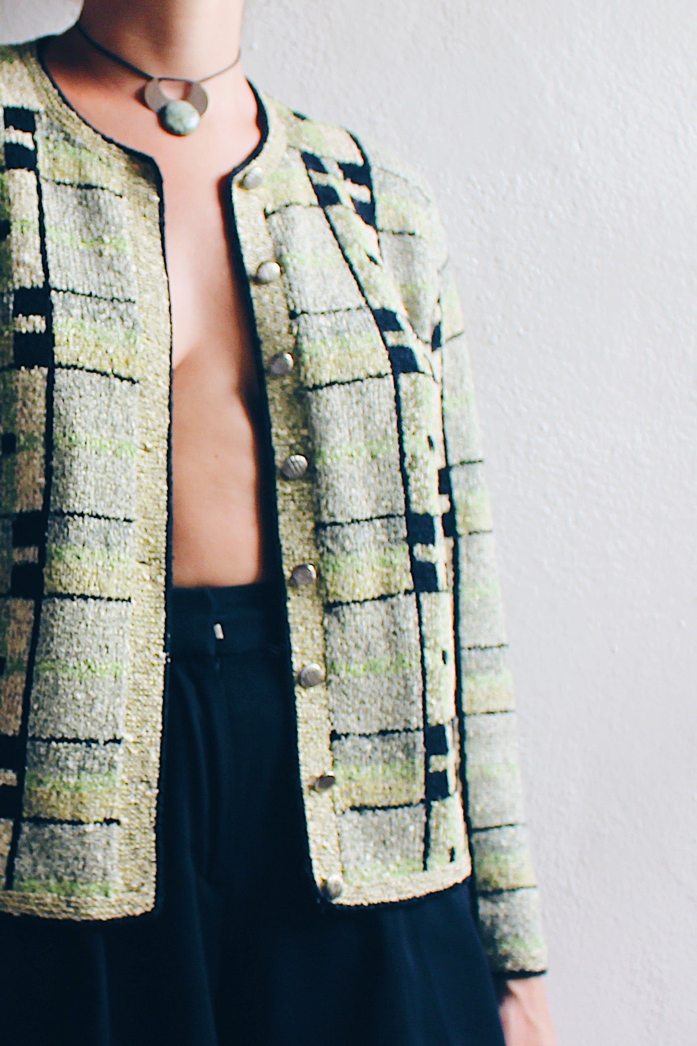 Vintage knitwear with a dark vibe / Handknit Dark Academia Cardigan