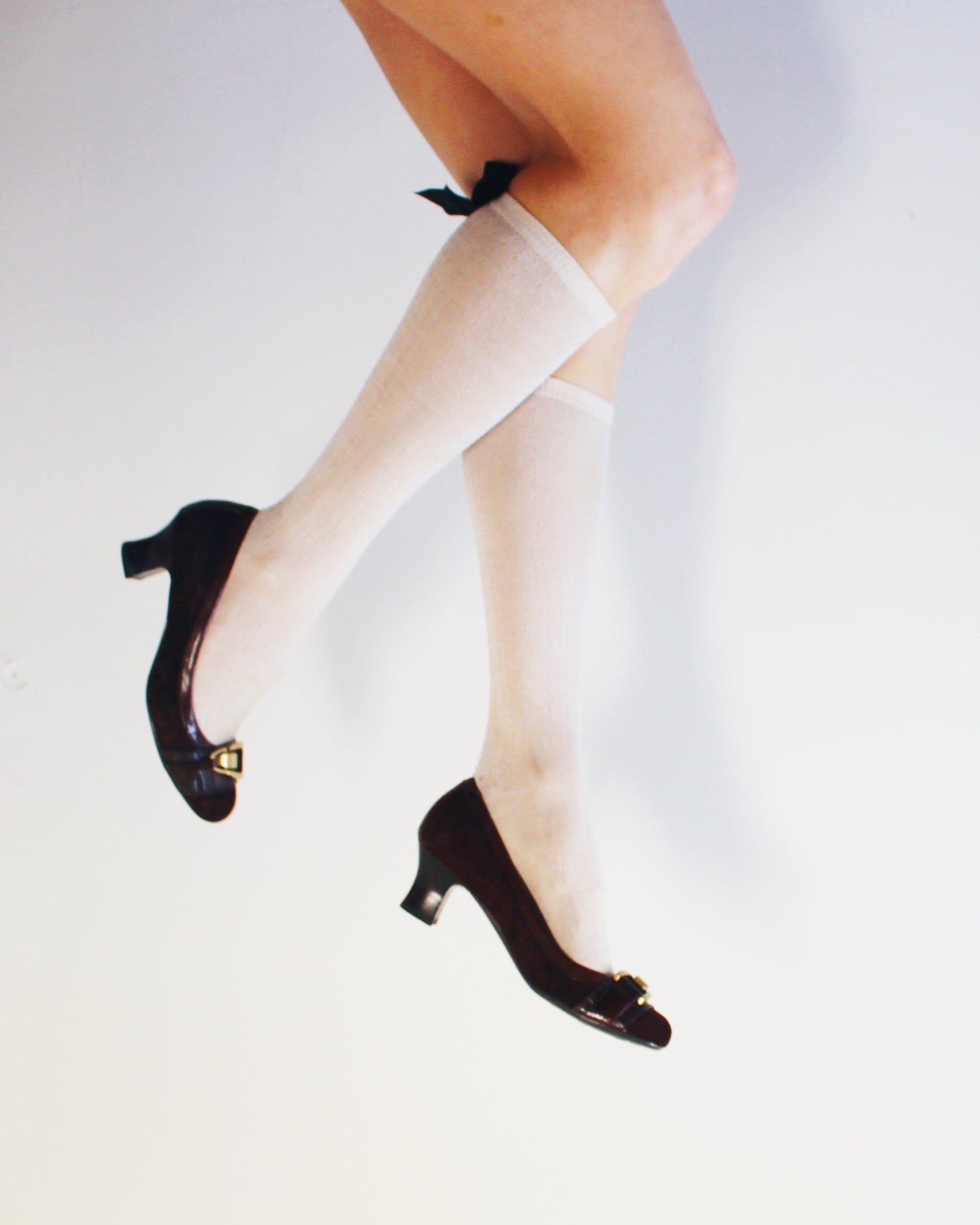 Chocolate Brown Kitten heels / Y2K Naturalizer brown kitten heel Flats with buckle