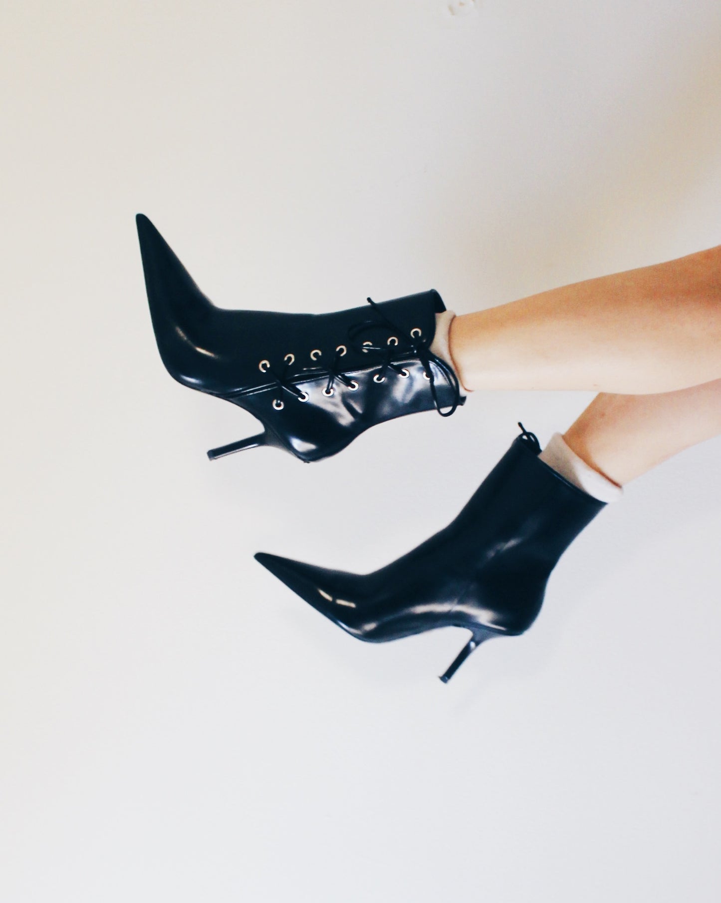 H&M Lace up Y2K Pointed Toe Stiletto Boots – Vintage Black Leather Ankle Boots | Early 2000s Iconic Heels
