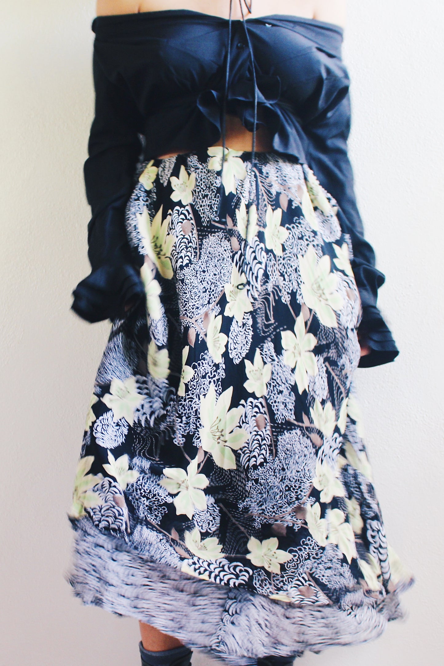 Vintage 90s Black Floral Maxi Skirt - Romantic Grunge Whimsygoth Style