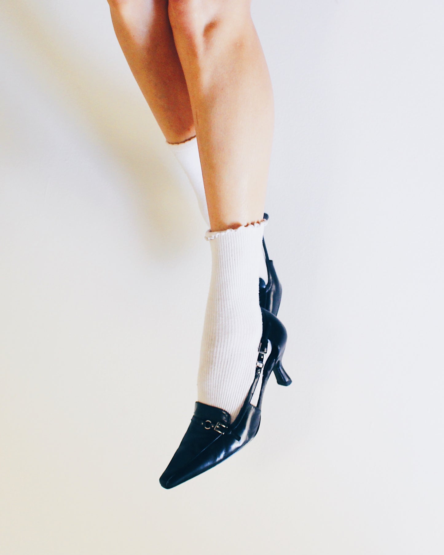 Vintage Liz Claiborne Iflex Black Loafer‑Style Kitten Heels – 90s Office Chic Pumps