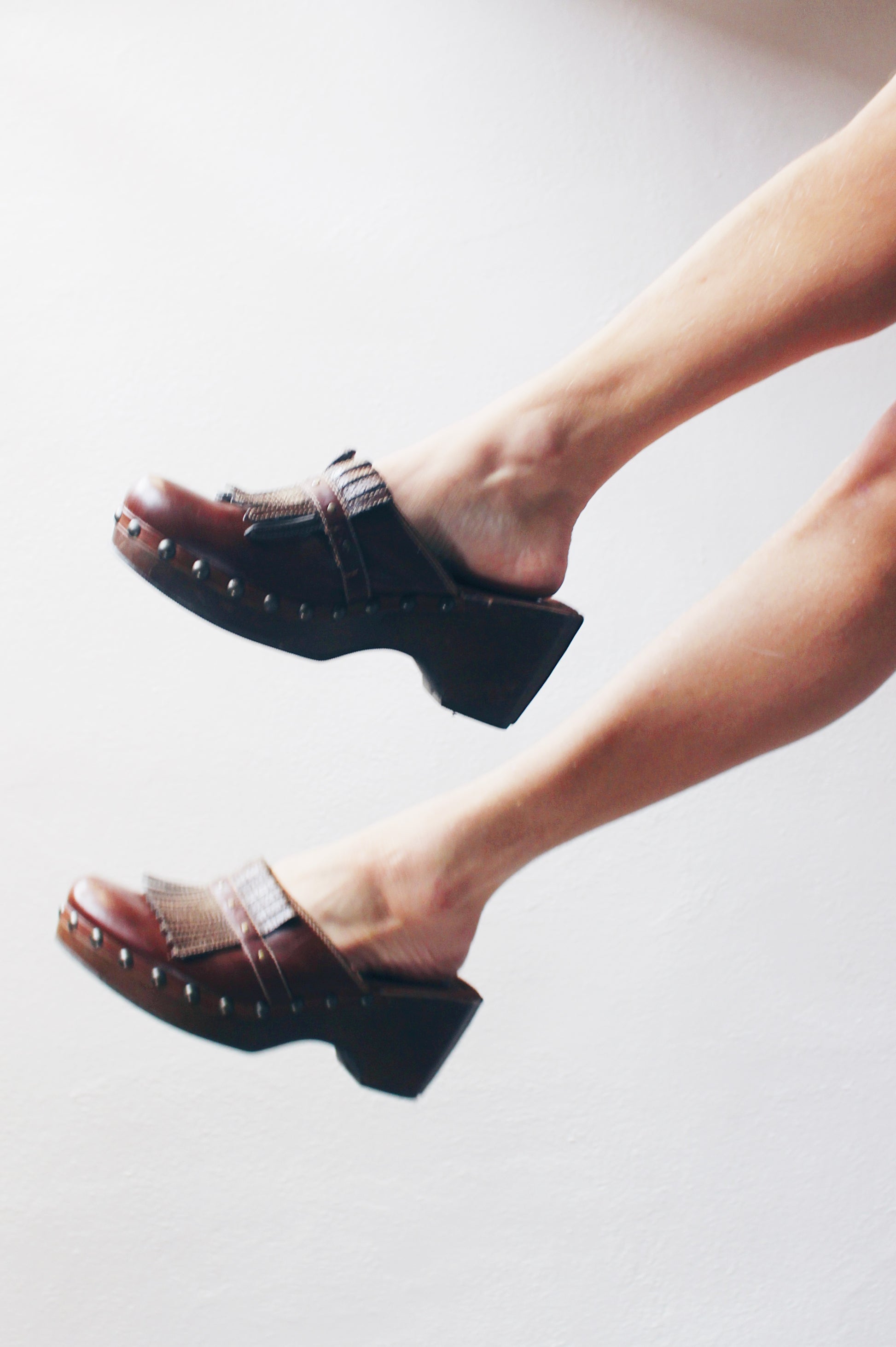 Mudd Clogs: The Ultimate Guide to Stylish Comfort
