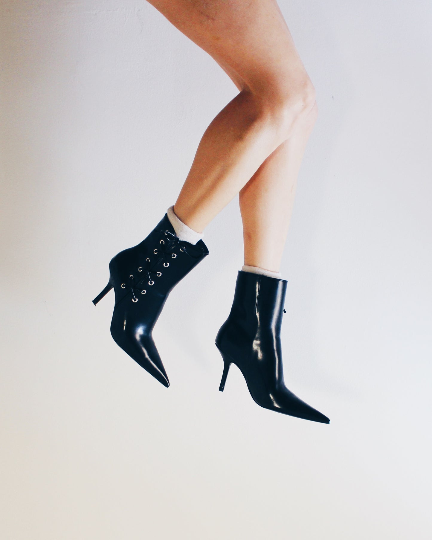 H&M Lace up Y2K Pointed Toe Stiletto Boots – Vintage Black Leather Ankle Boots | Early 2000s Iconic Heels