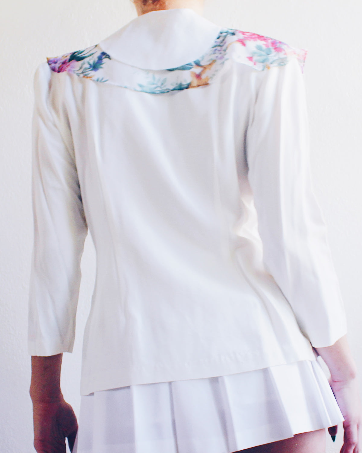 Vintage White Blazer with Frilly Floral Collar | Double Breasted 80s 90s Frou Frou Style | Girly Romantic Jacket