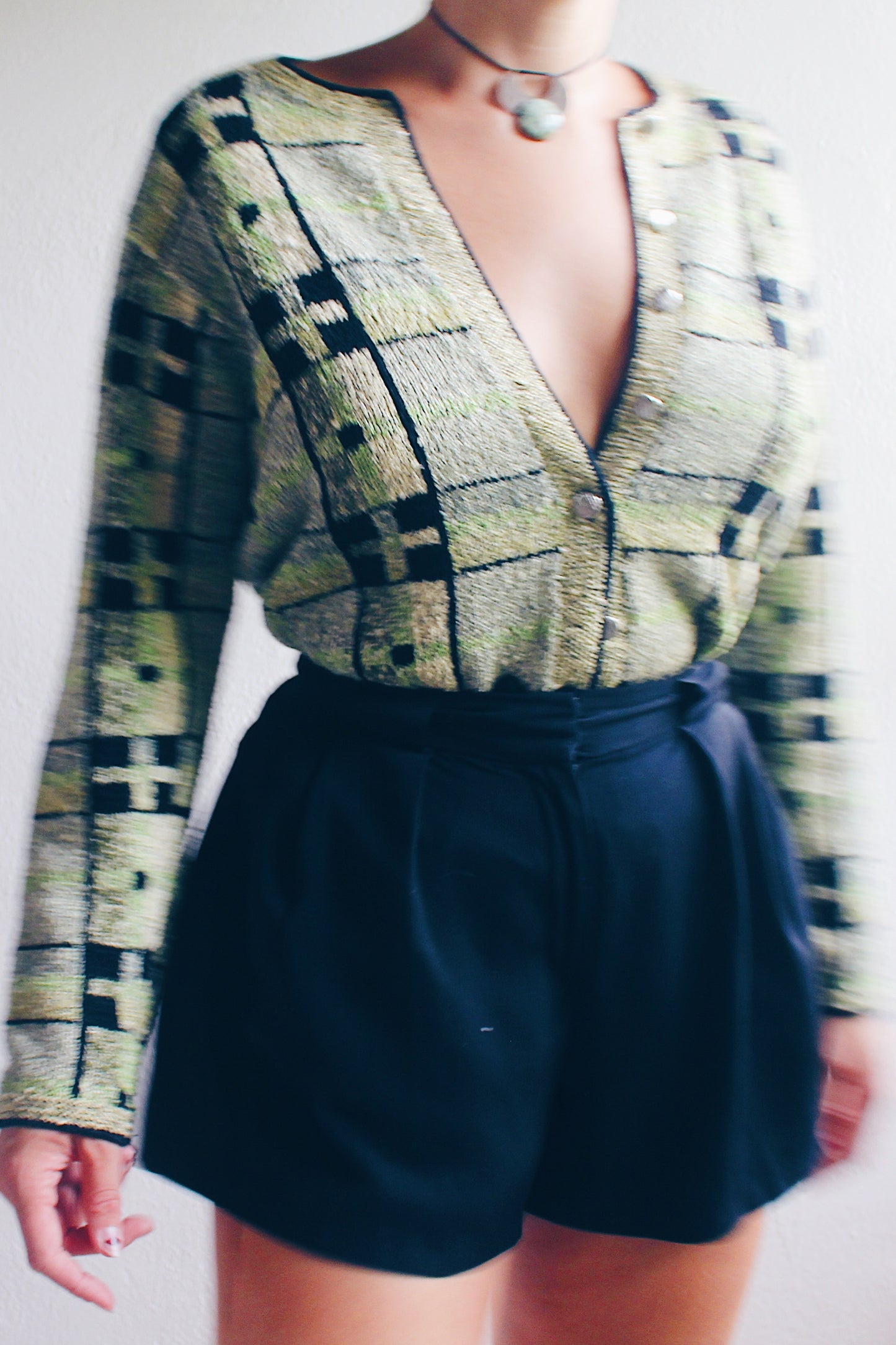 Vintage knitwear with a dark vibe / Handknit Dark Academia Cardigan