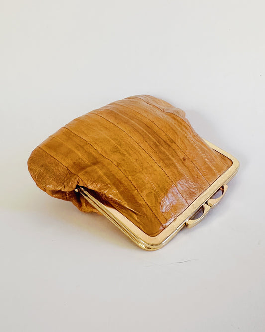 Antique Light Tan Leather Coin Purse – Vintage Gold Clasp Change Pouch | Small Heirloom Leather Wallet