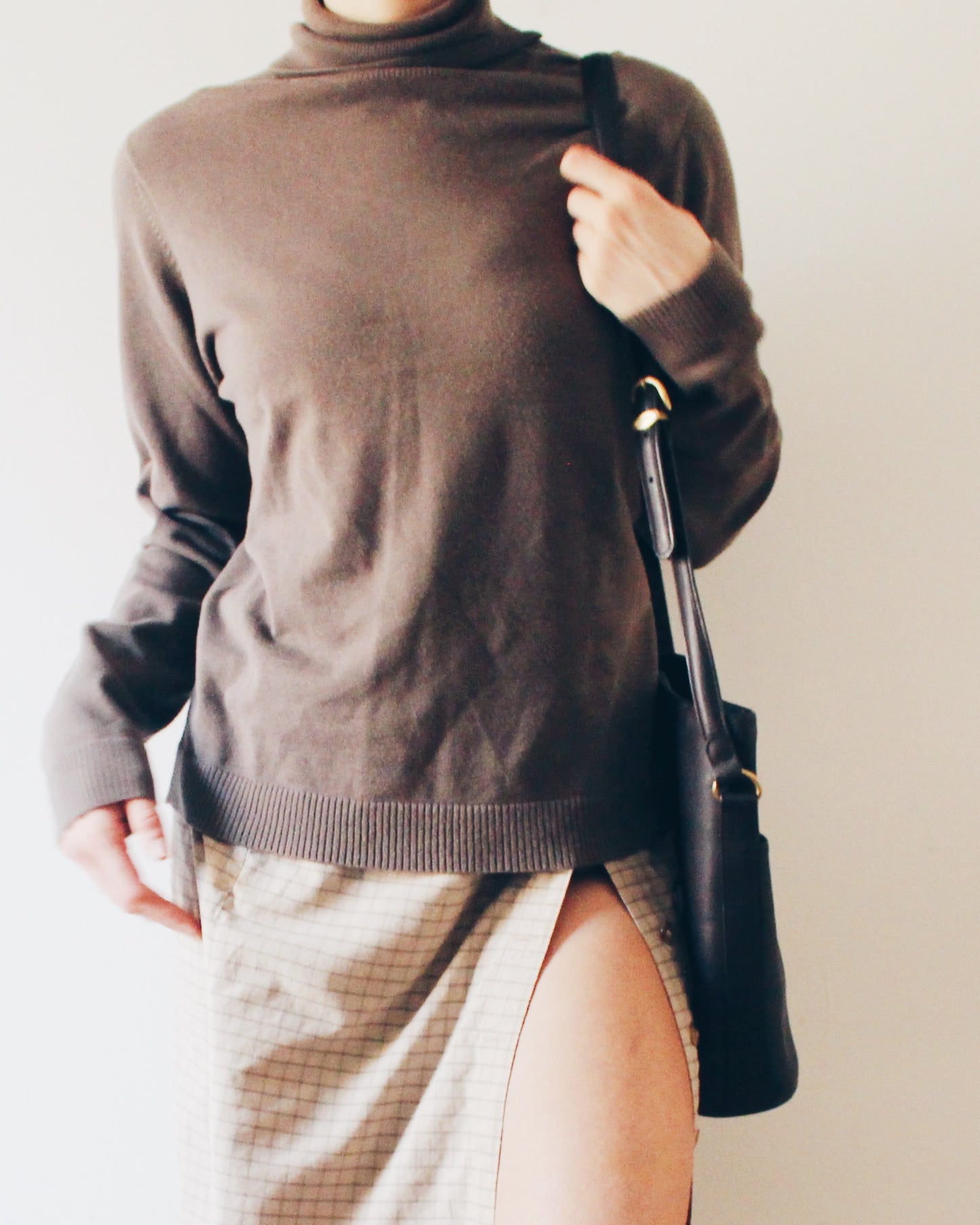 Vintage Gap Khaki‑Grey Turtleneck Sweater – Cozy Minimalist Cotton Knit for Layering