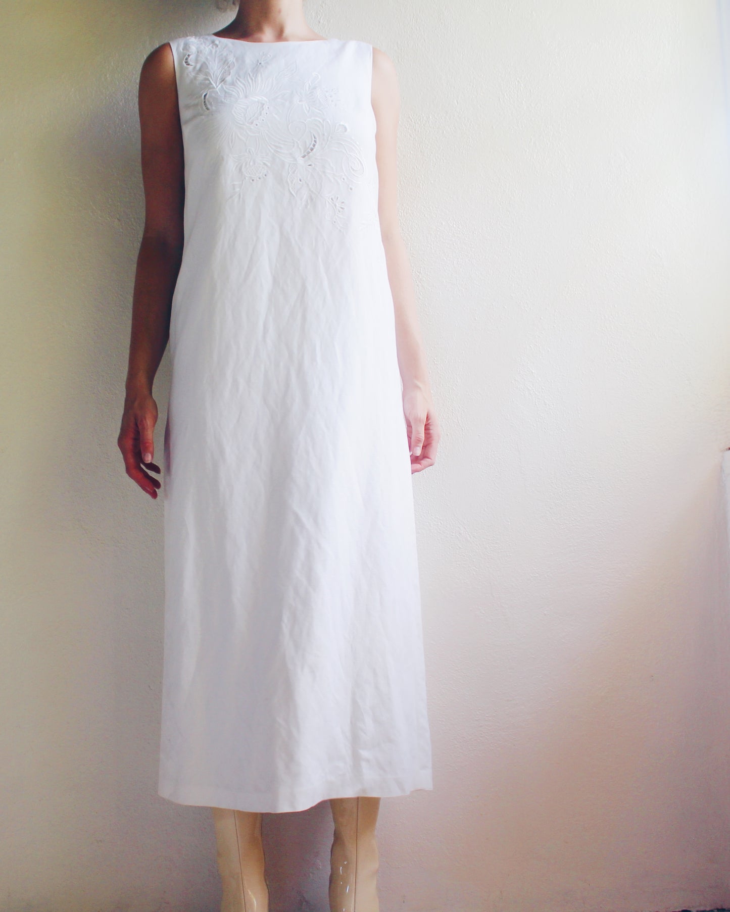 Minimalist White Linen Rayon Blend Shift Dress - Embroidered Bust & Adjustable Tie | Summery Tropical Style fo Formal Events