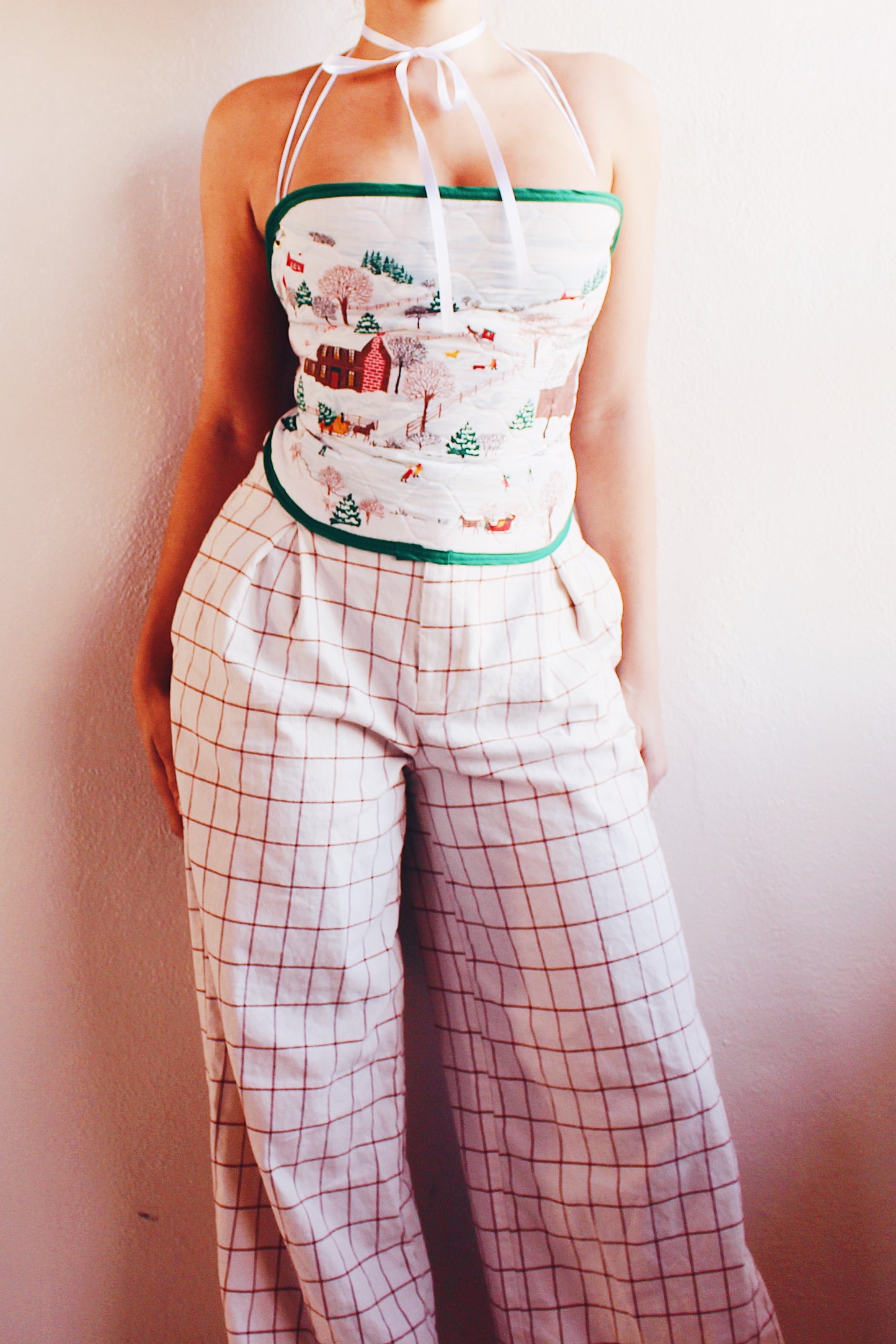 Festive Christmas Magic: Upcycled Crop Top from Vintage Quilted Placemat