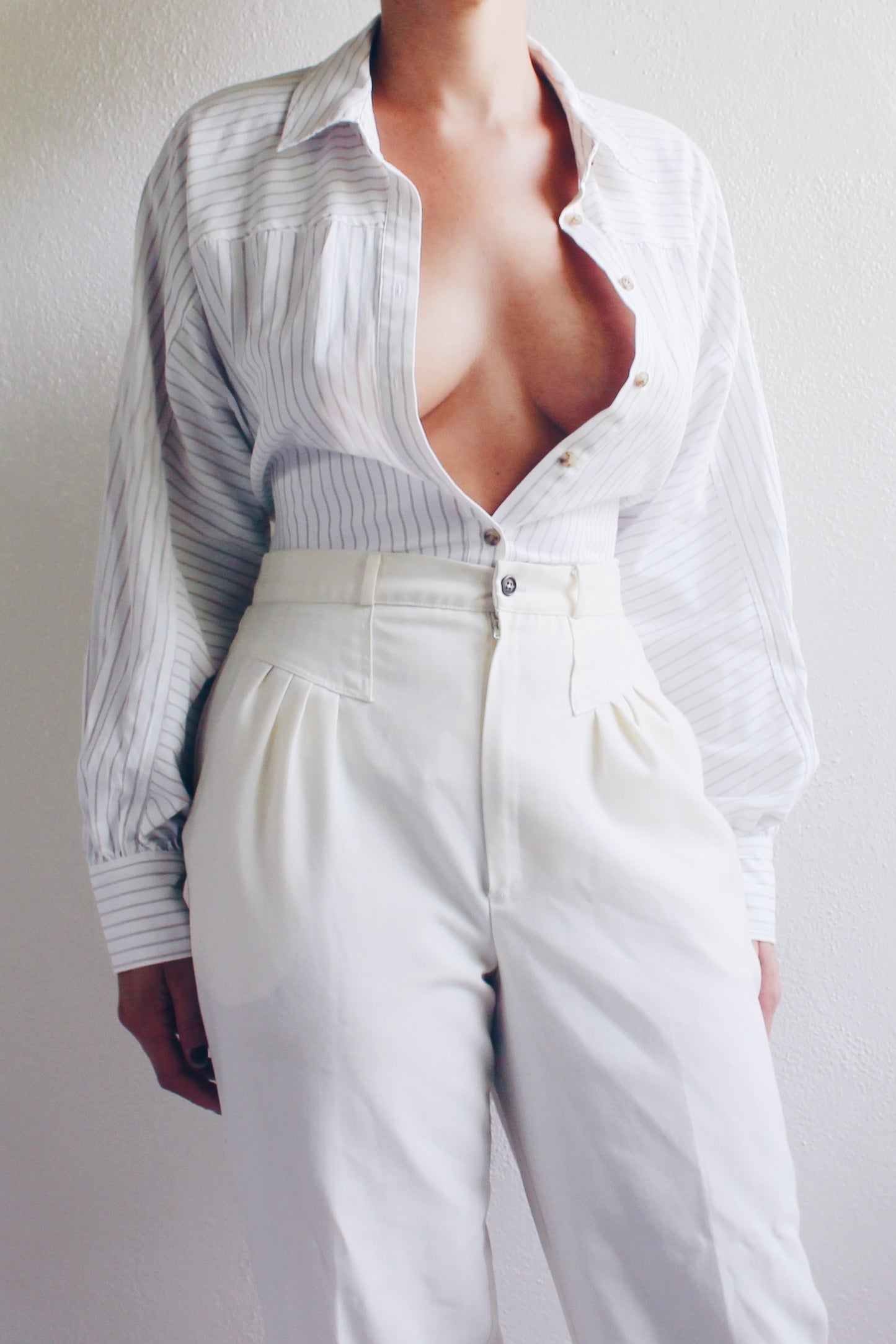 White striped shirt / minimalist cotton pinstripe blouse