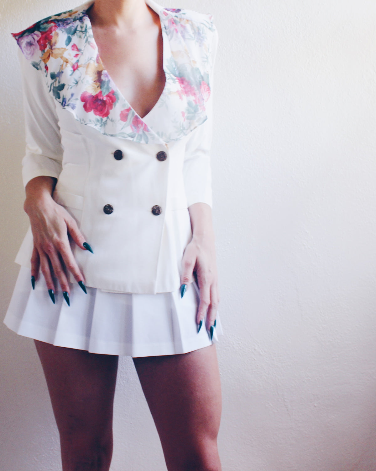 Vintage White Blazer with Frilly Floral Collar | Double Breasted 80s 90s Frou Frou Style | Girly Romantic Jacket