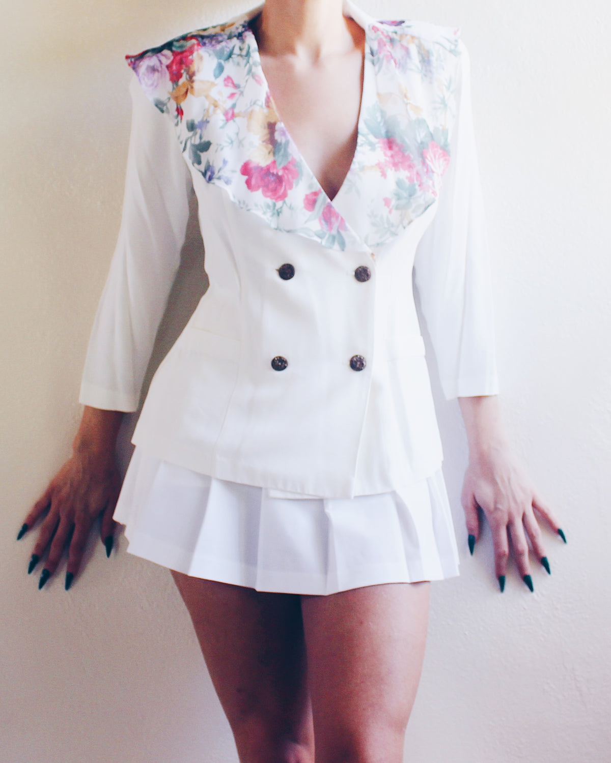 Vintage White Blazer with Frilly Floral Collar | Double Breasted 80s 90s Frou Frou Style | Girly Romantic Jacket