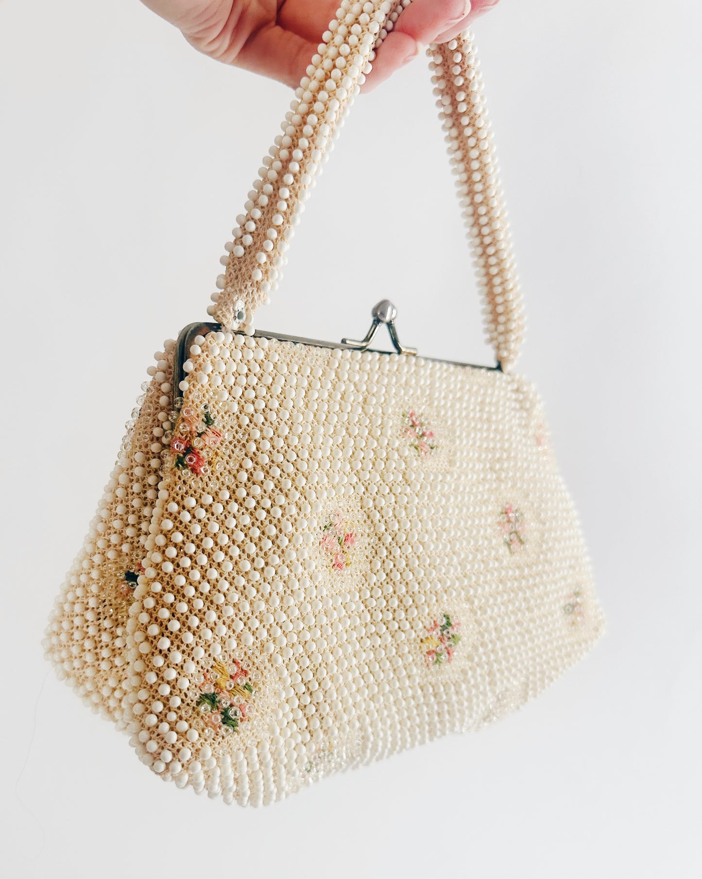 Vintage 1950s Floral Beaded Purse – Delicate Evening Clutch by Code Bead