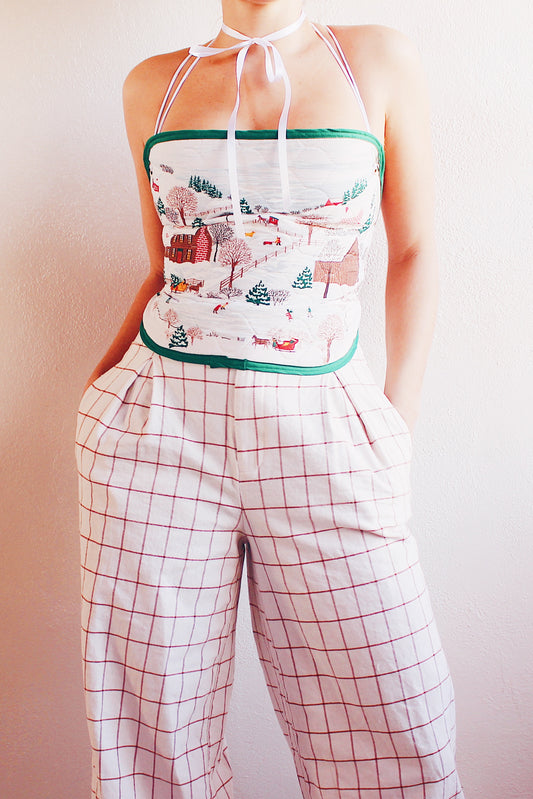 Festive Christmas Magic: Upcycled Crop Top from Vintage Quilted Placemat