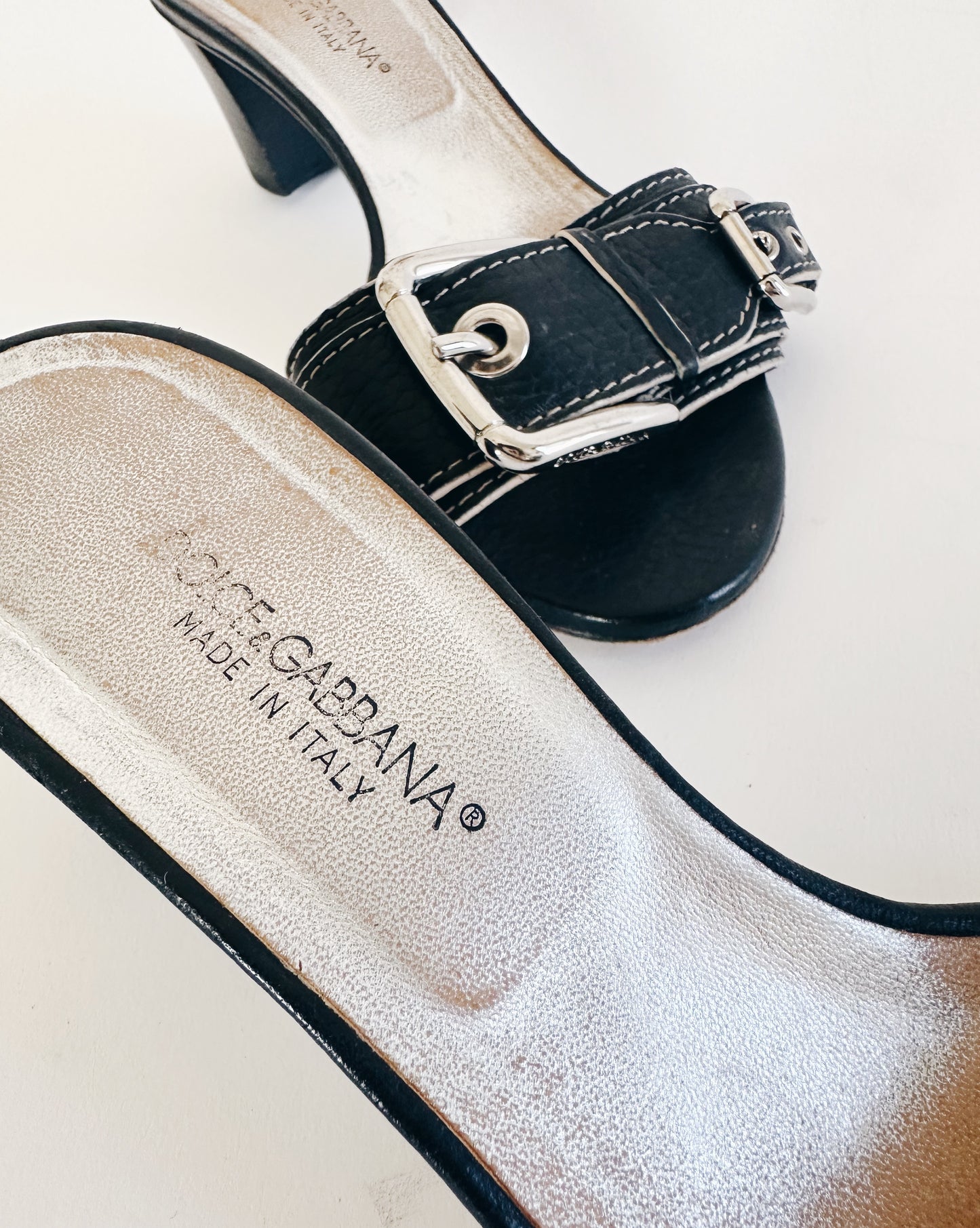 Vintage Dolce & Gabbana Kitten Heel Sandals – Black Leather Buckle Strap Y2K Designer Slip On Heels