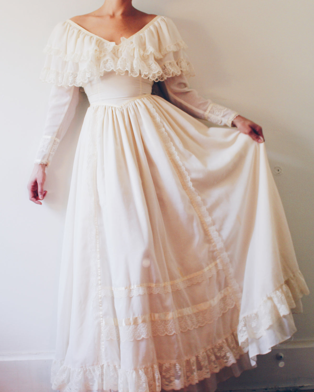Vintage 70s Gunne Sax Cream Lace Wedding Dress, Layered Bertha Collar, Romantic Renaissance Gown, Soft Goth Bridal Victorian Edwardian