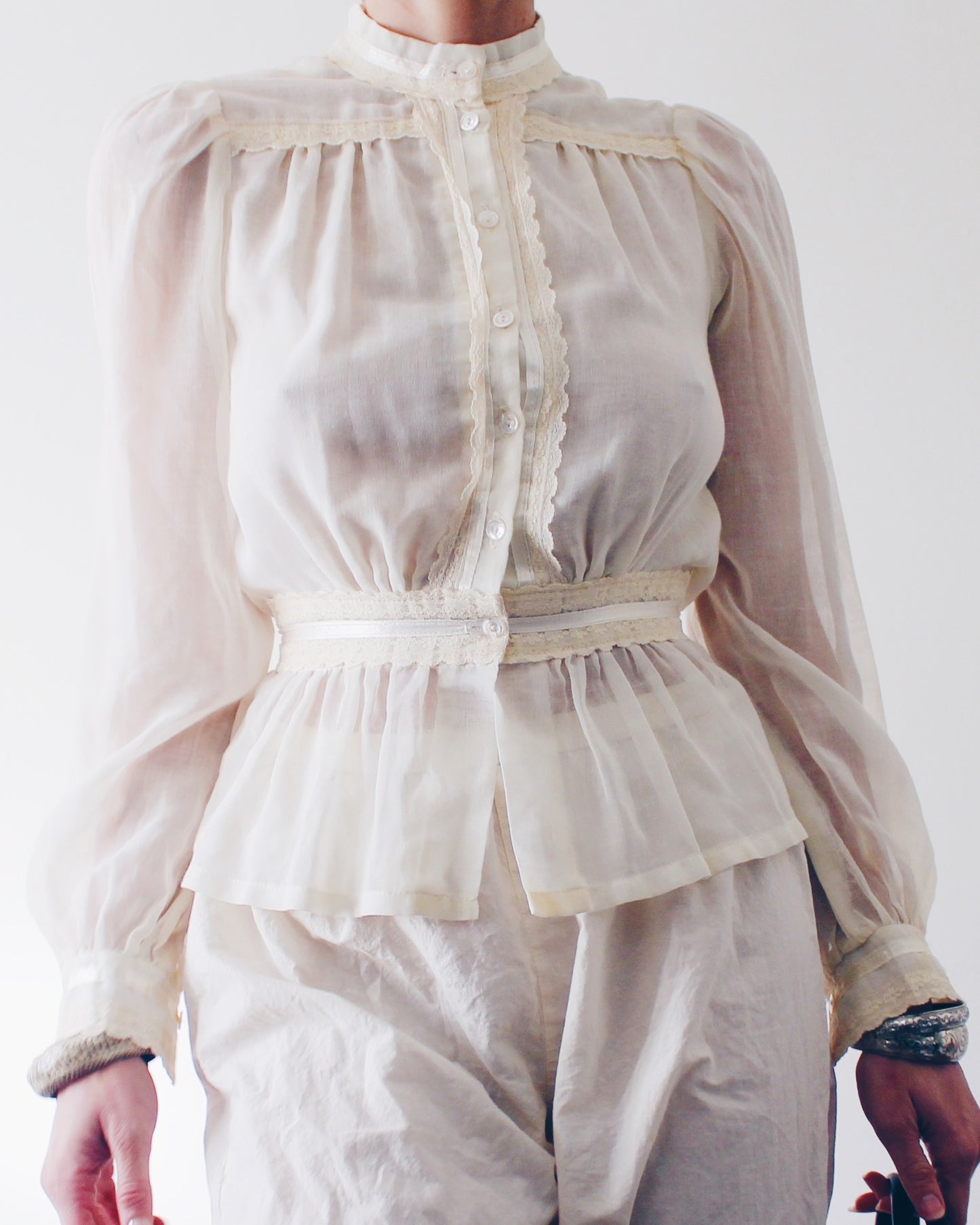 Vintage Gunne Sax Peplum Blouse – Cream Lace Boho Top 100% Cotton Prairie Cottagecore
