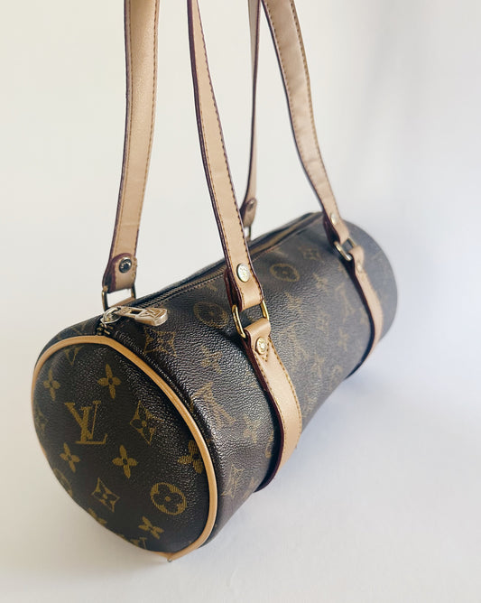 Vintage Louis Vuitton Papillon 26 – Y2K Monogram Leather Handbag for Earth‑Toned Outfits