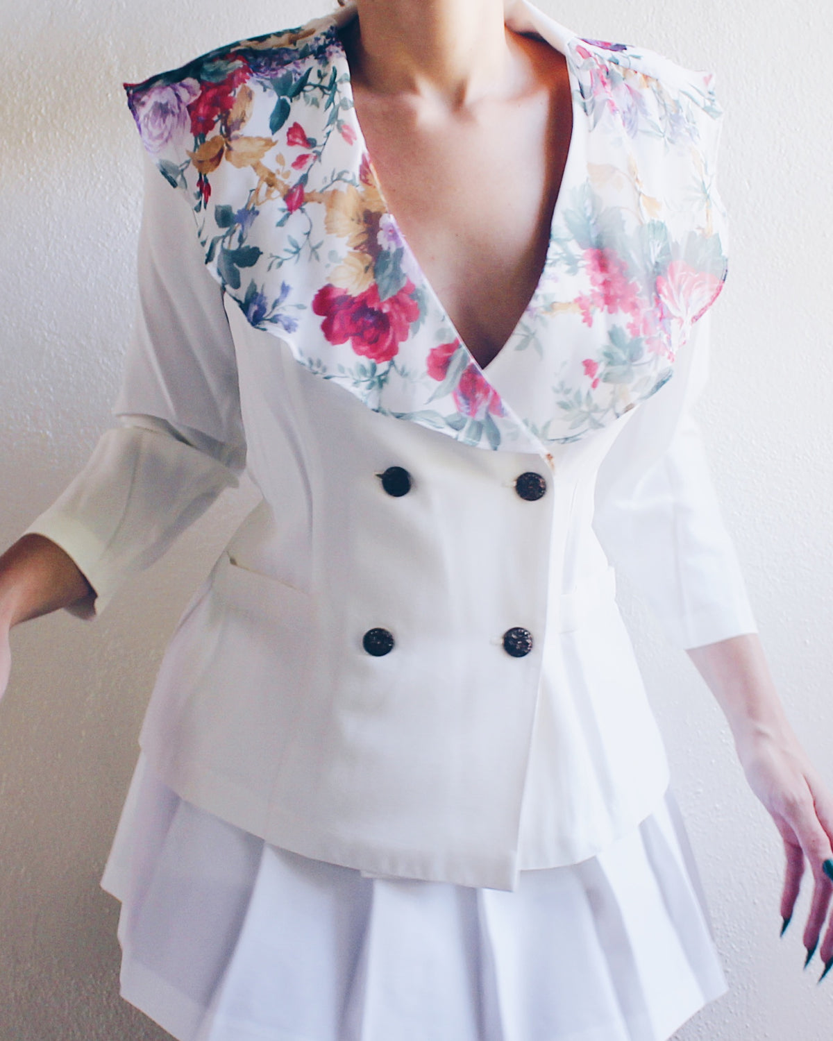 Vintage White Blazer with Frilly Floral Collar | Double Breasted 80s 90s Frou Frou Style | Girly Romantic Jacket
