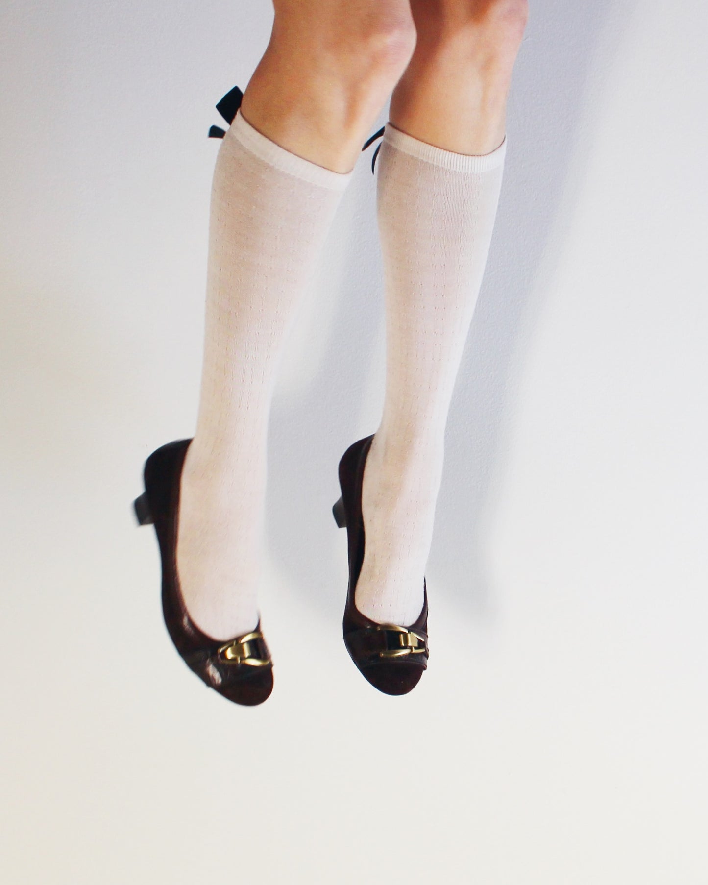 Chocolate Brown Kitten heels / Y2K Naturalizer brown kitten heel Flats with buckle