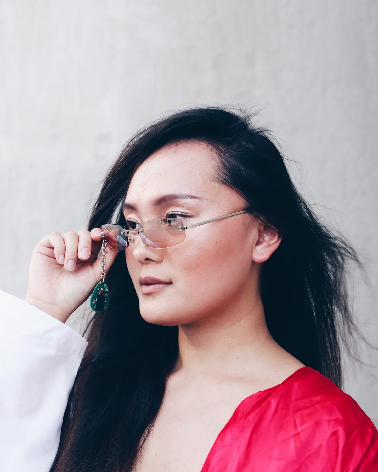 Y2K Matrix Cyberpunk Sunglasses - Vintage Rimless Shades with Teardrop Circuit Board Charm