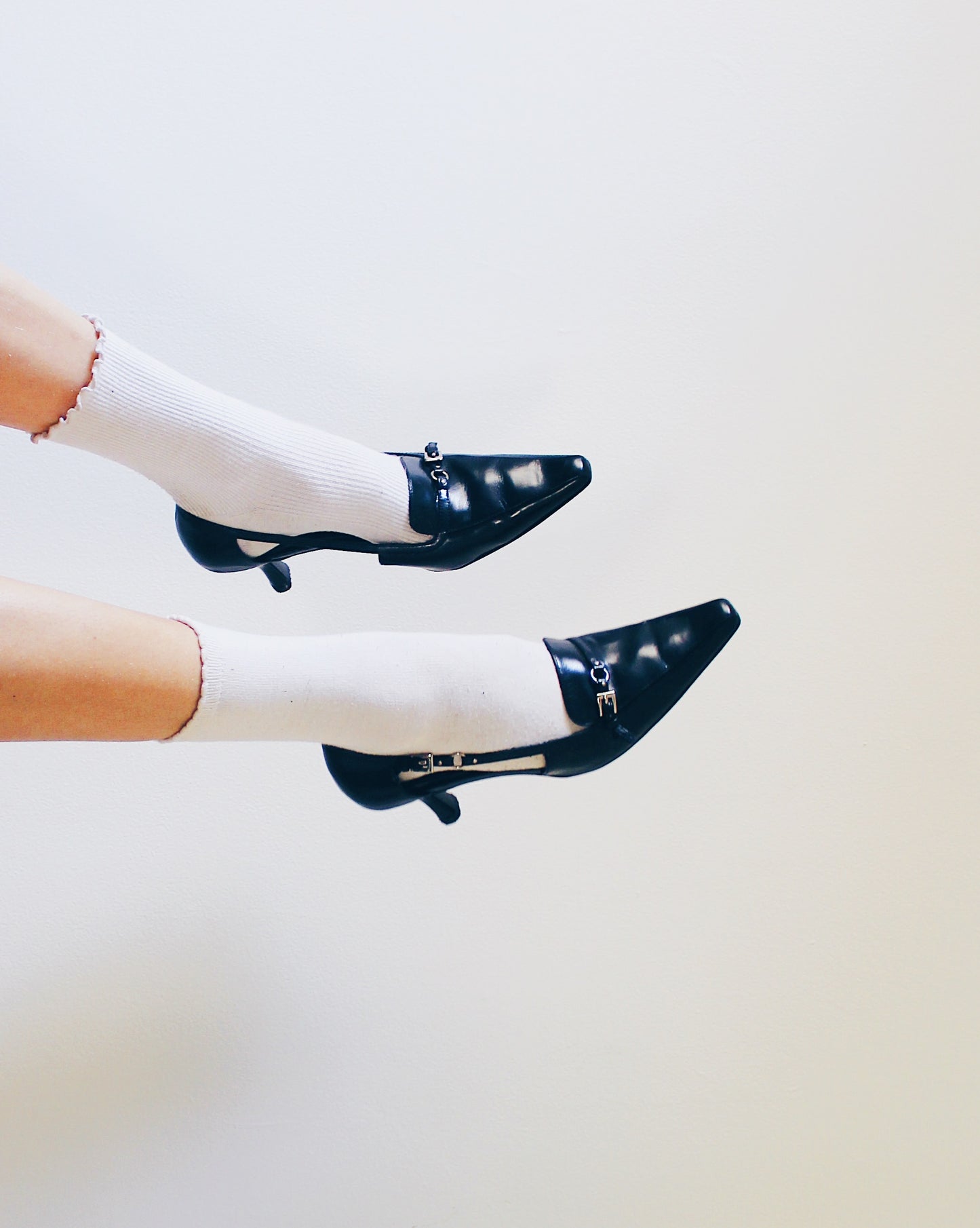 Vintage Liz Claiborne Iflex Black Loafer‑Style Kitten Heels – 90s Office Chic Pumps