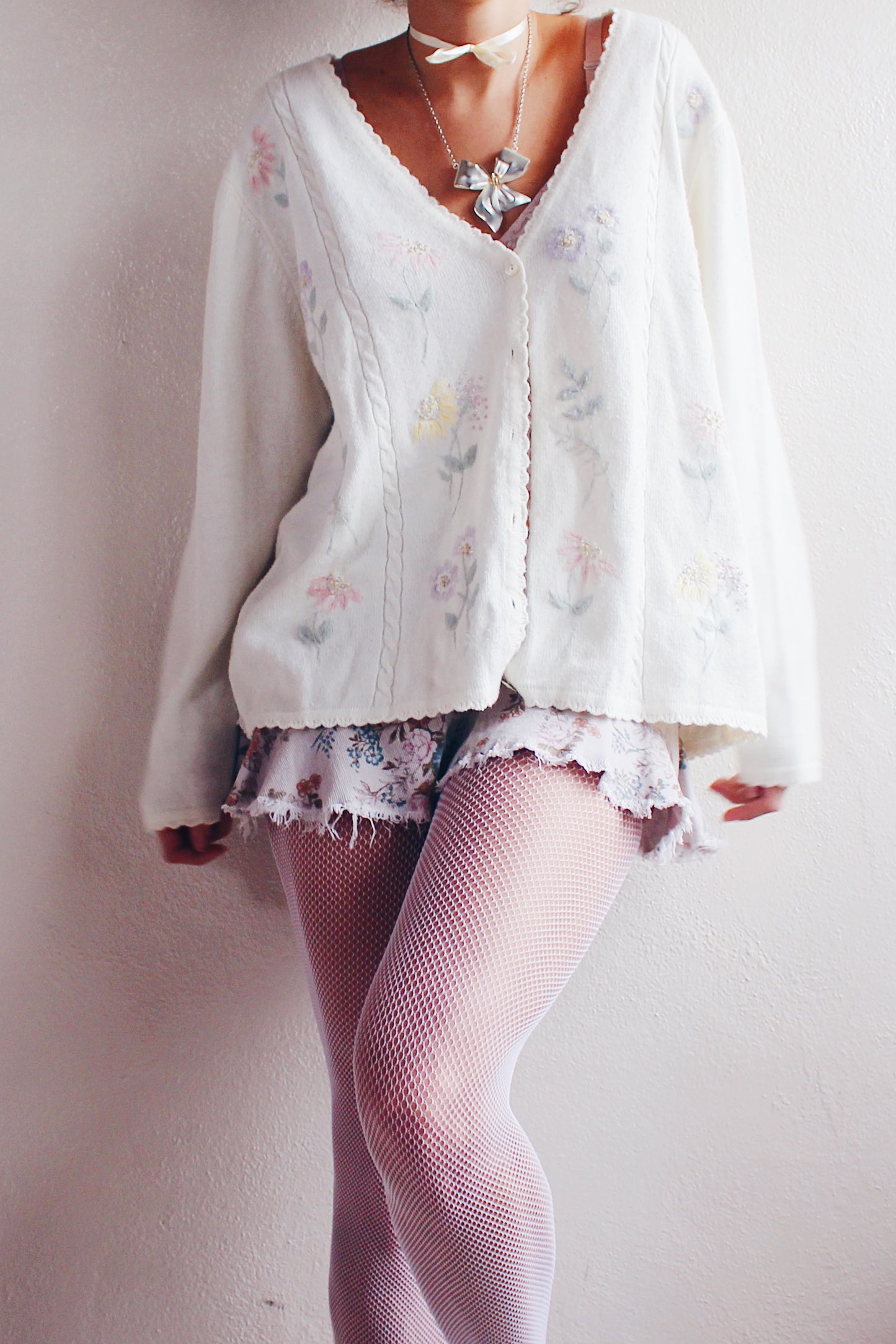 Vintage Cream Knit Floral Granny Cardigan | 1980s Retro Flower Sweater | Cozy Grandma Chic