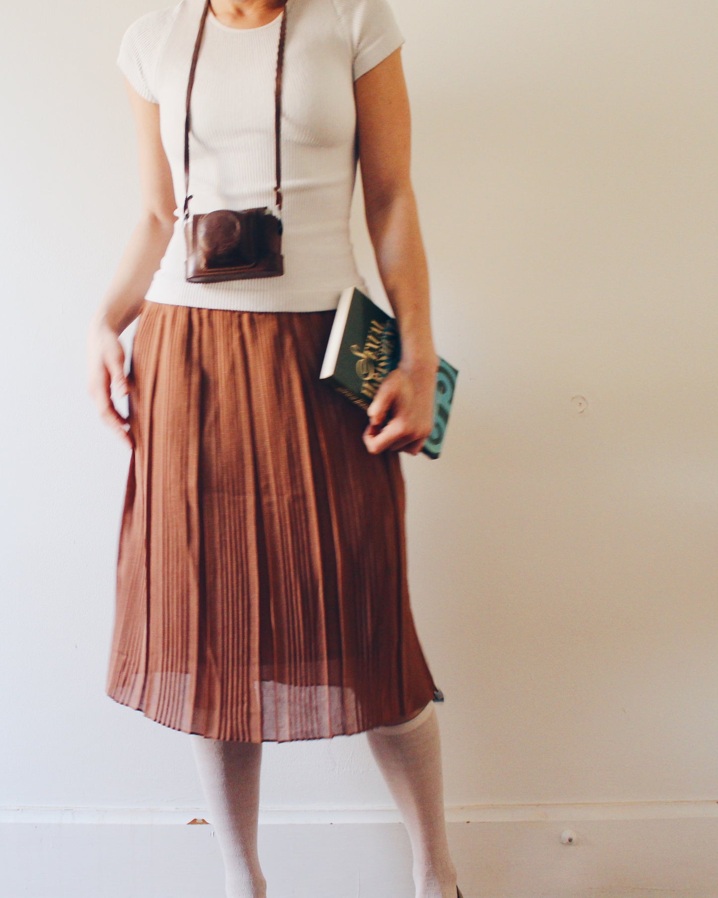 Vintage 1980s Brown Pleated Midi Skirt – Sheer Lightweight Layering Skirt, Retro Earth Tone