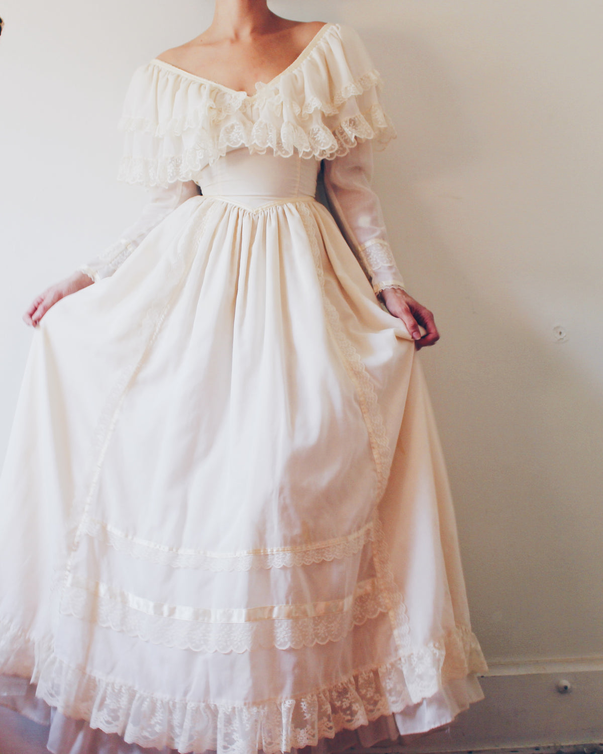 Vintage 70s Gunne Sax Cream Lace Wedding Dress, Layered Bertha Collar, Romantic Renaissance Gown, Soft Goth Bridal Victorian Edwardian