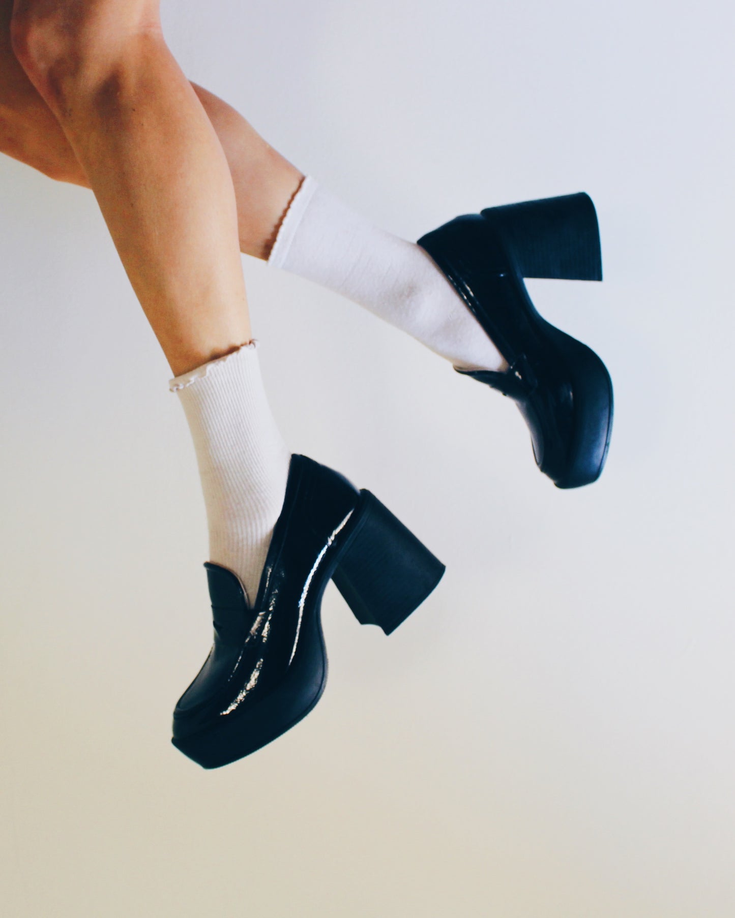 Chunky Heel Loafers – Dark Academia Style Black Leather Shoes