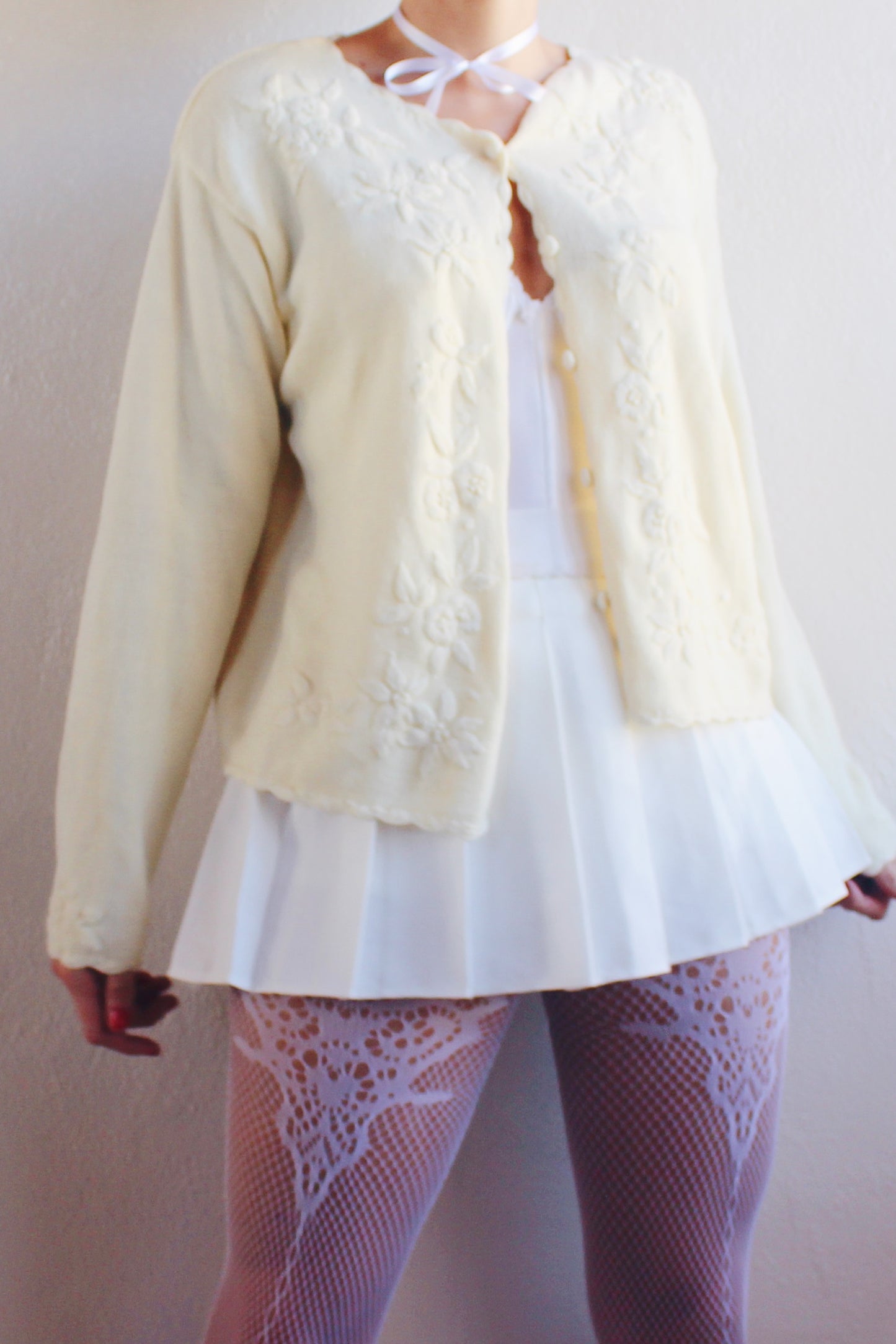 Vintage Cream Knit Floral Coquette Cardigan | 1980s Retro Flower Sweater | Cozy Kawaii Chic