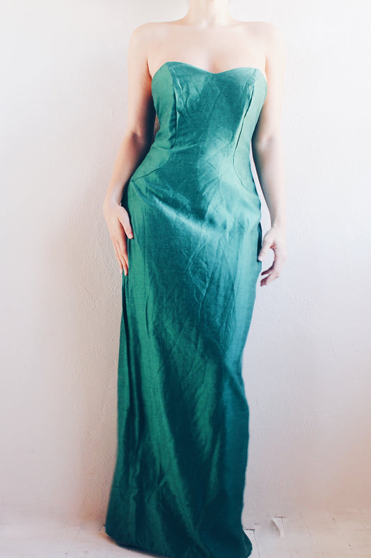 Vintage Formal Elegance: 80s Emerald Formal Dress with Sweetheart Neckline