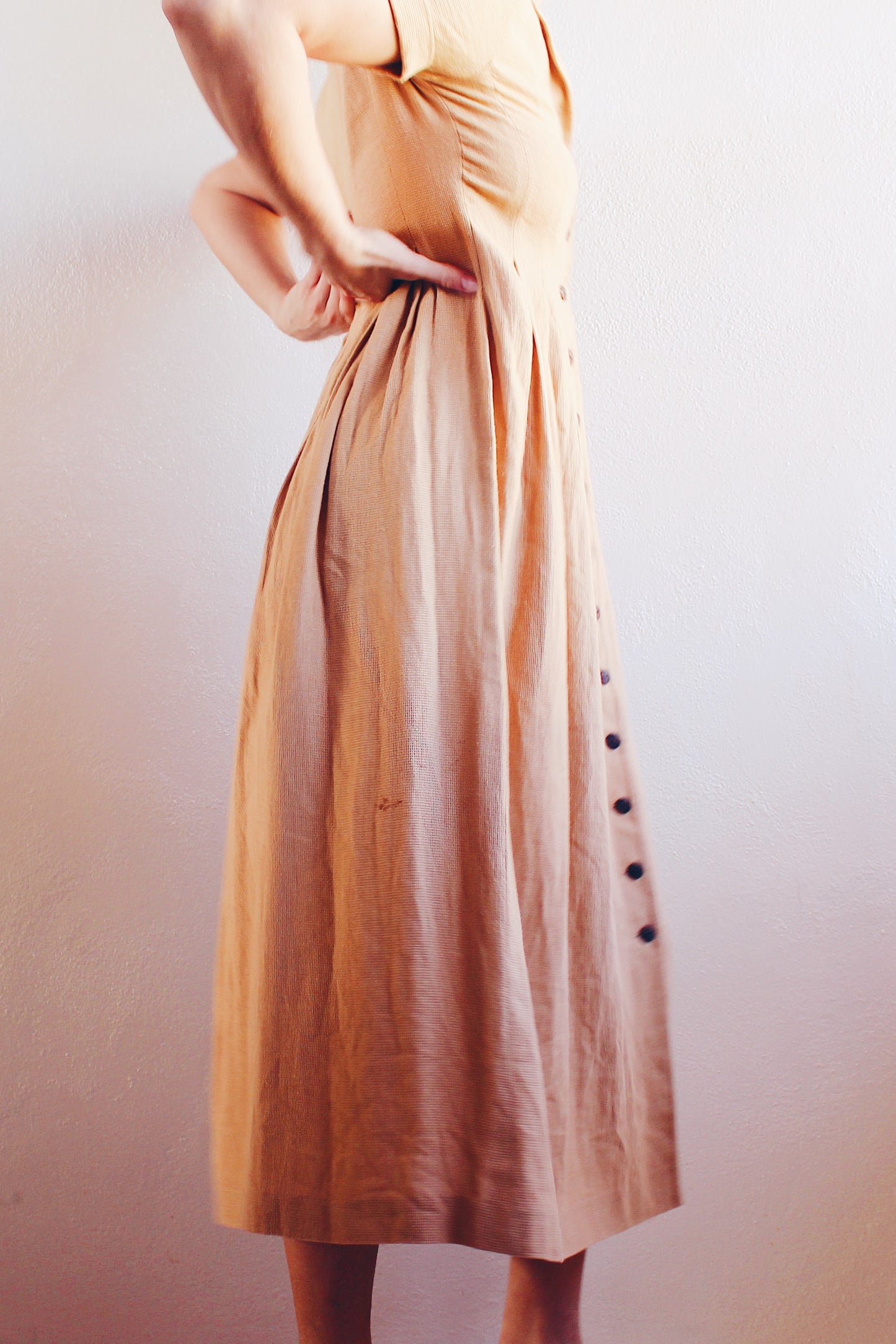 Timeless Linen: 1980s Short Sleeve Minimalist Tan linen-Blend A-Line Dress