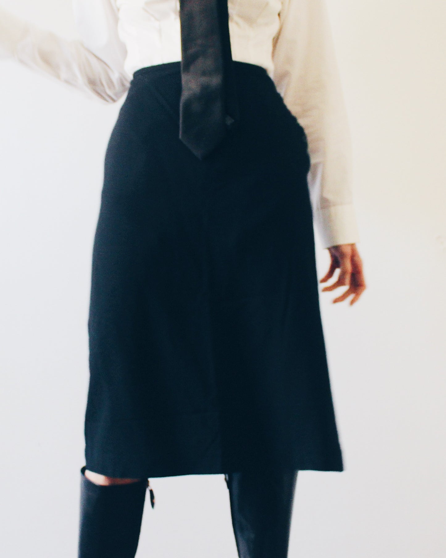 Vintage Banana Republic Black Wool Blend Midi Skirt - Minimalist Office Skirt Semi Formal Workwear Sleek Layering Skirt