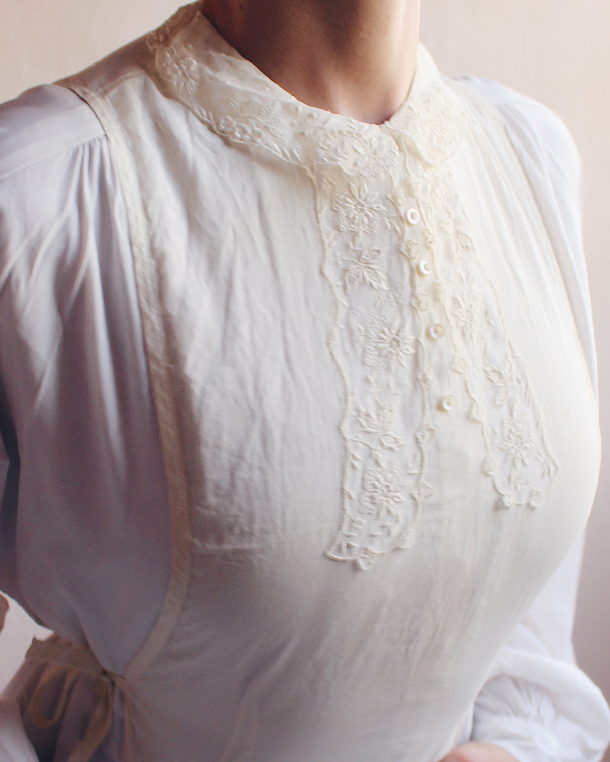 Antique Cream Embroidered False Collar – Edwardian Tie-On Lace Layering Piece | Coquette Cottagecore Accessory