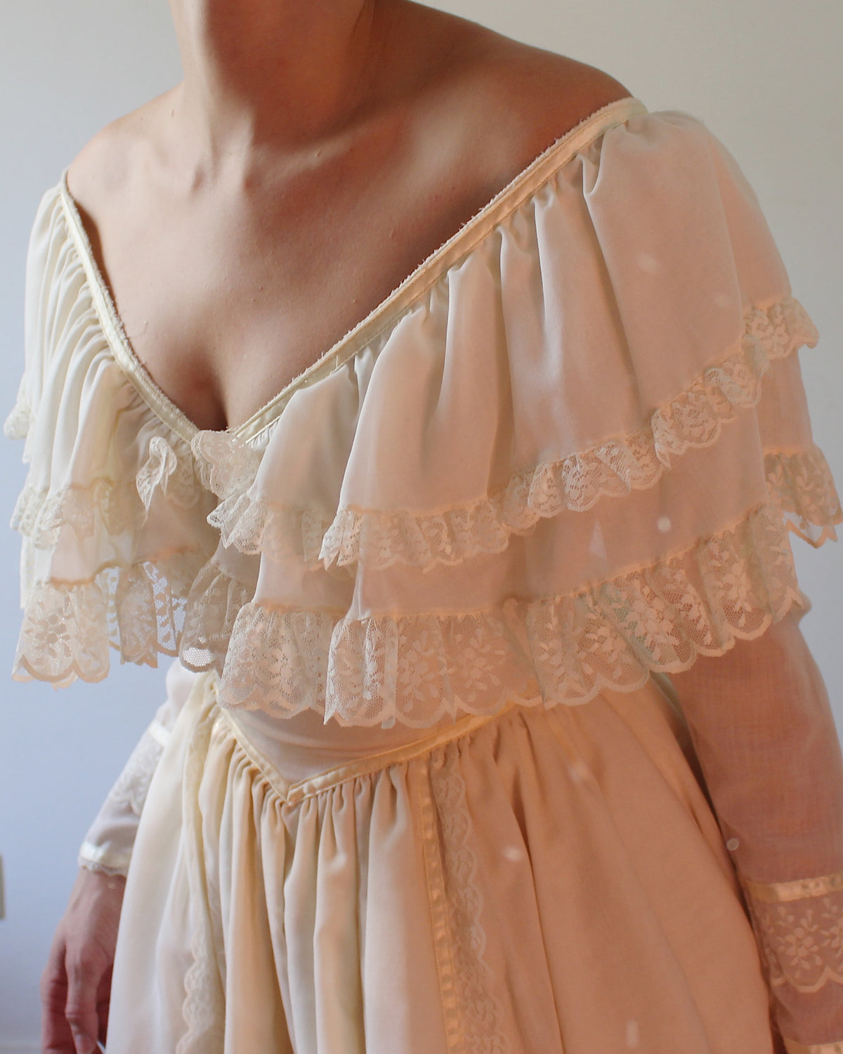 Vintage 70s Gunne Sax Cream Lace Wedding Dress, Layered Bertha Collar, Romantic Renaissance Gown, Soft Goth Bridal Victorian Edwardian