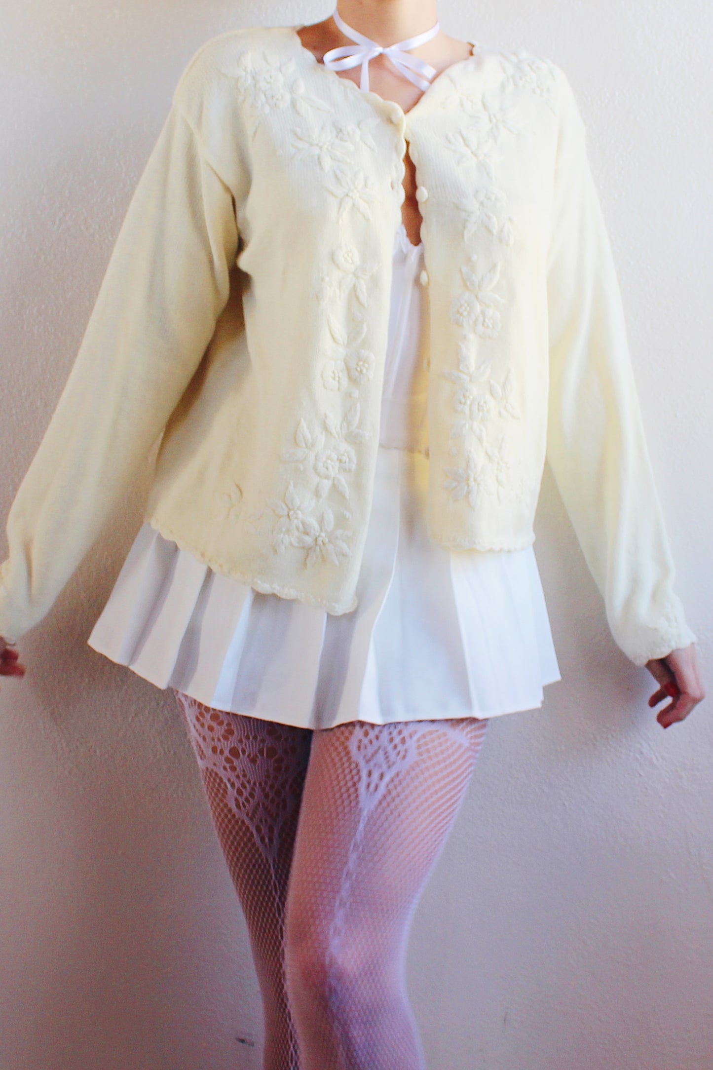 Vintage Cream Knit Floral Coquette Cardigan | 1980s Retro Flower Sweater | Cozy Kawaii Chic