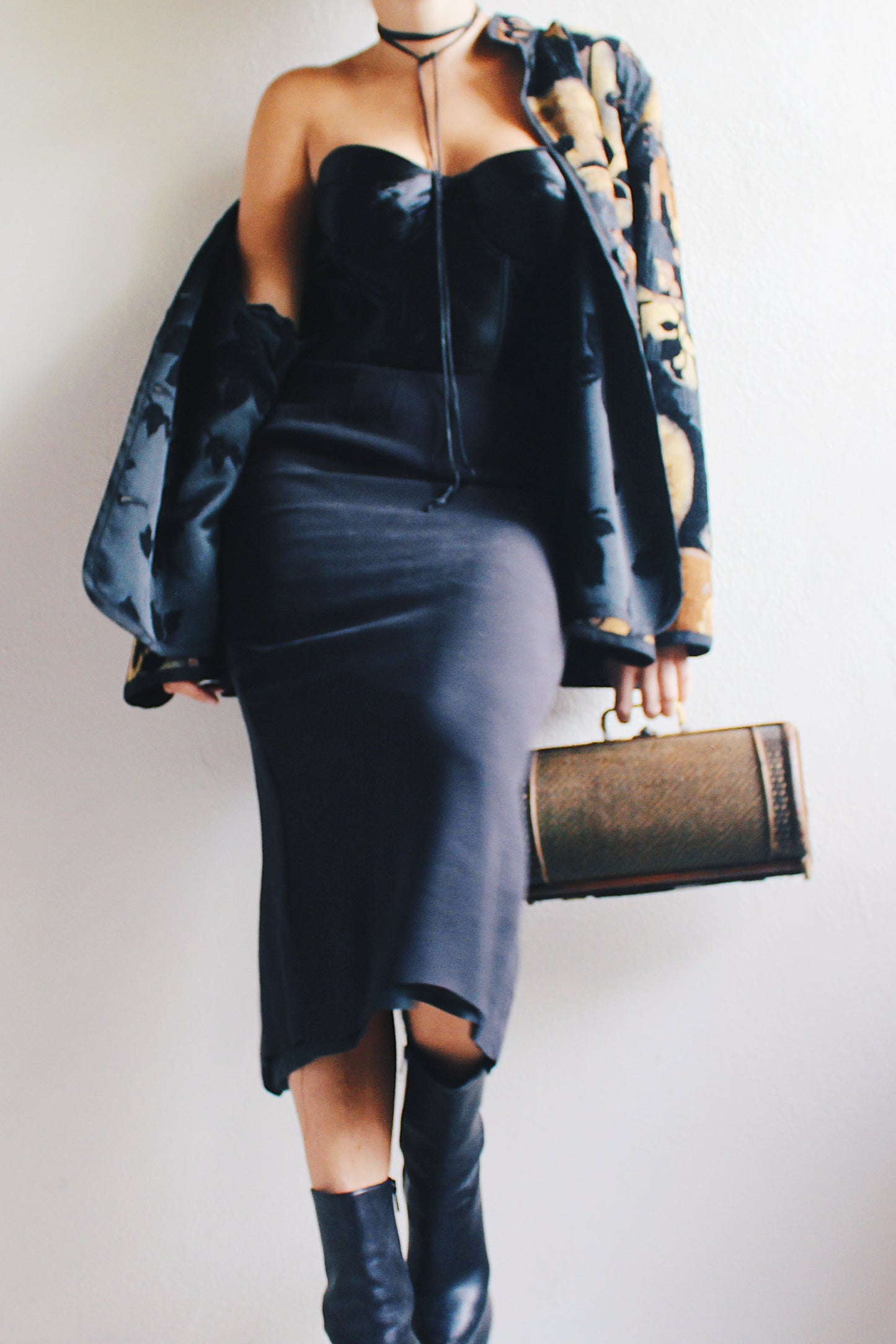 Vintage Black Pencil Skirt for Dark witchy Academia Darlings