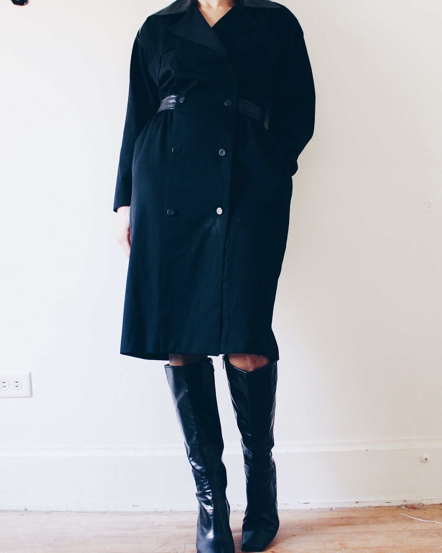 Vintage Rickie Freeman for Terijon Black Wool Trench Coat – 90s Leather Patch & Tie Waist, Minimalist Outerwear