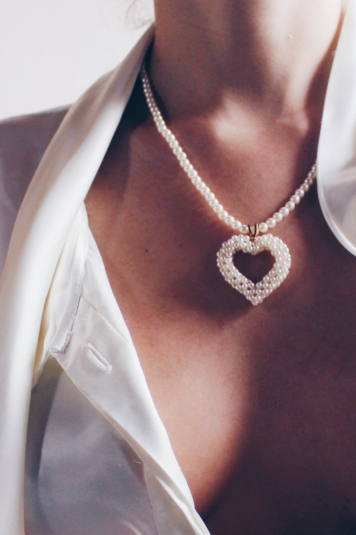 Romantic Elegance Unveiled: 80s Cute Pearl Heart Necklace – Love Rewind!