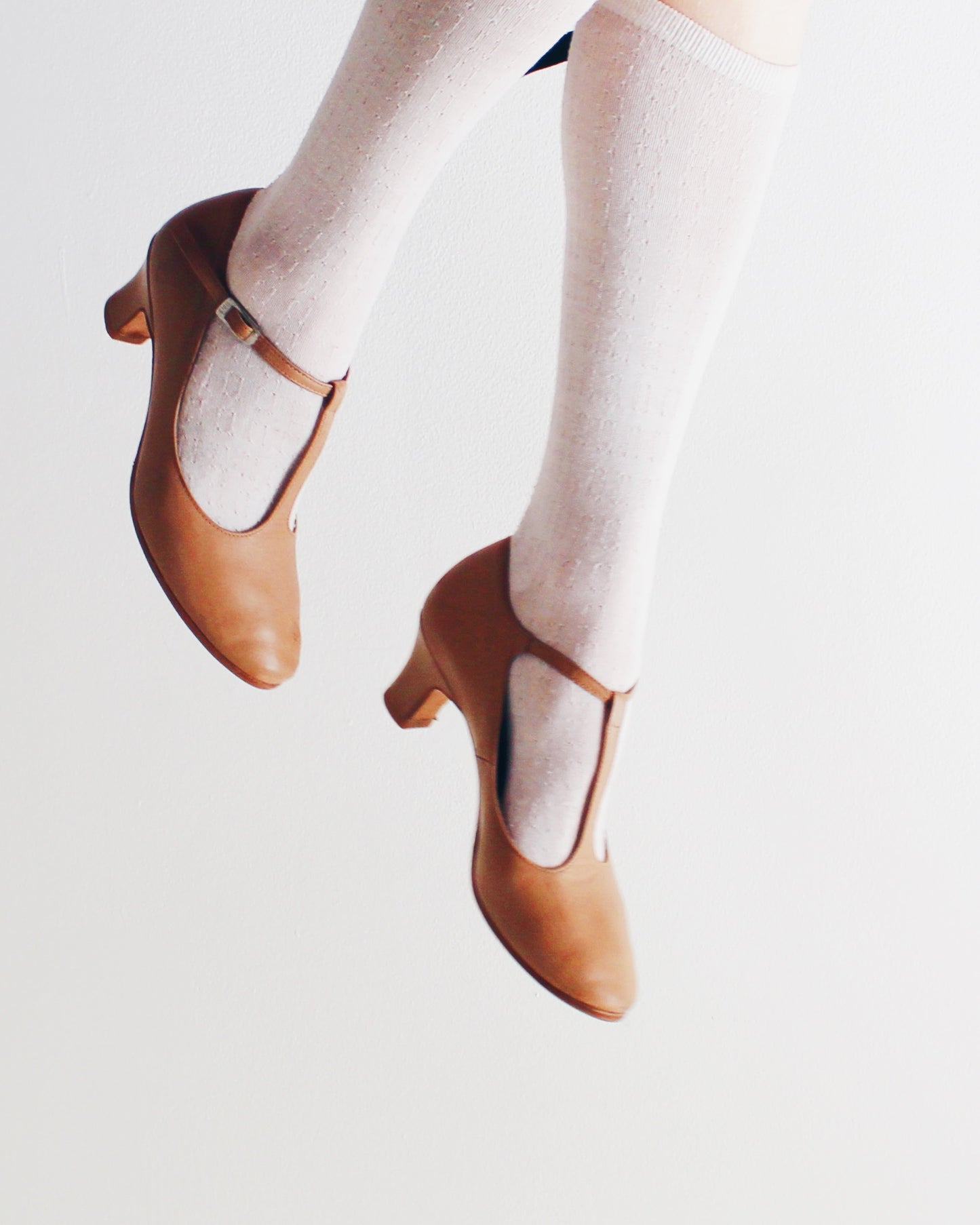 Vintage Bloch Tan Leather Heels – 1920s Inspired Flapper Style Shoes