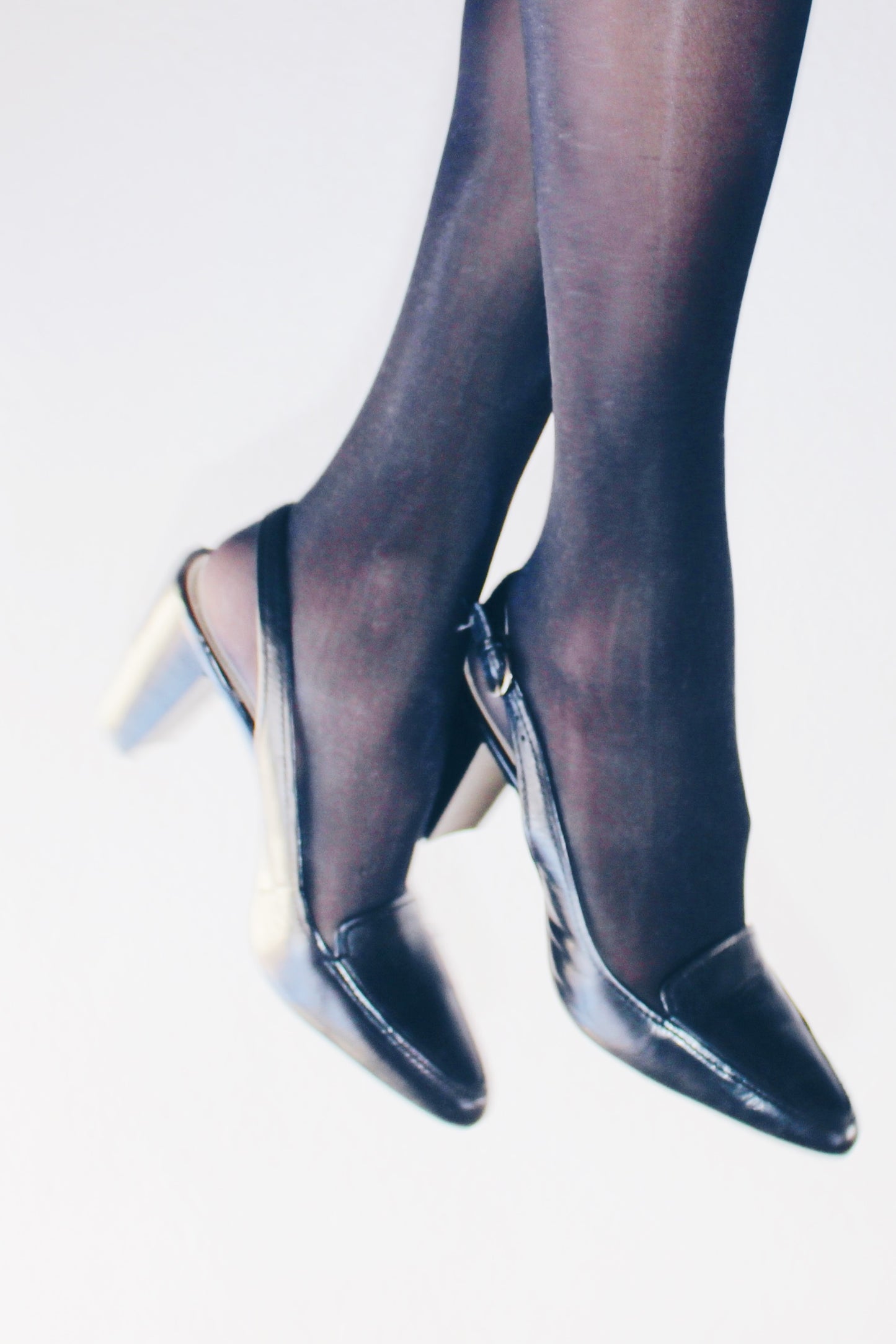 Vintage Y2K Librarian Elegance: Black Anne Klein Heeled Loafers